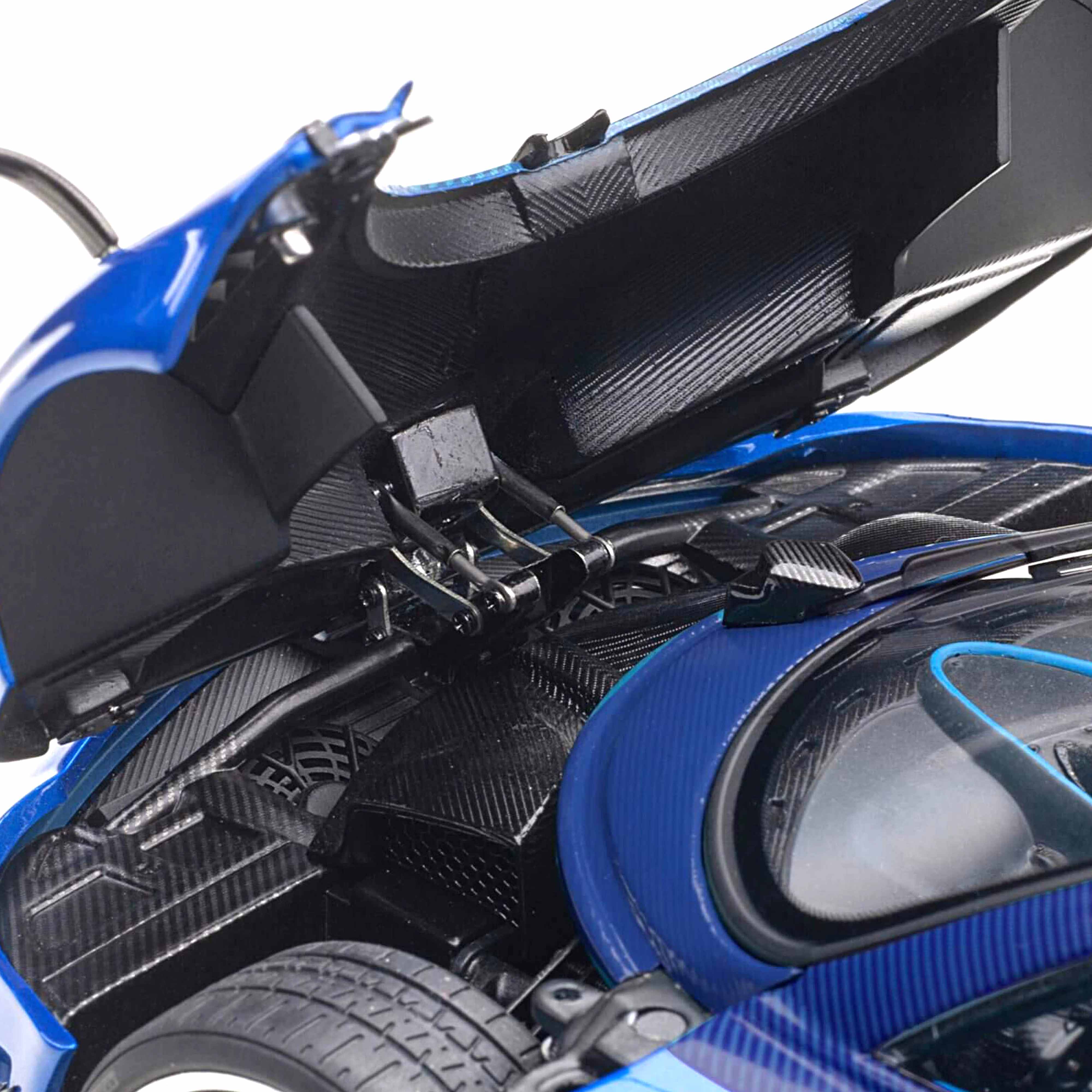 Pagani Huayra BC 2016 Bleu Carbone/Carbone 1/18