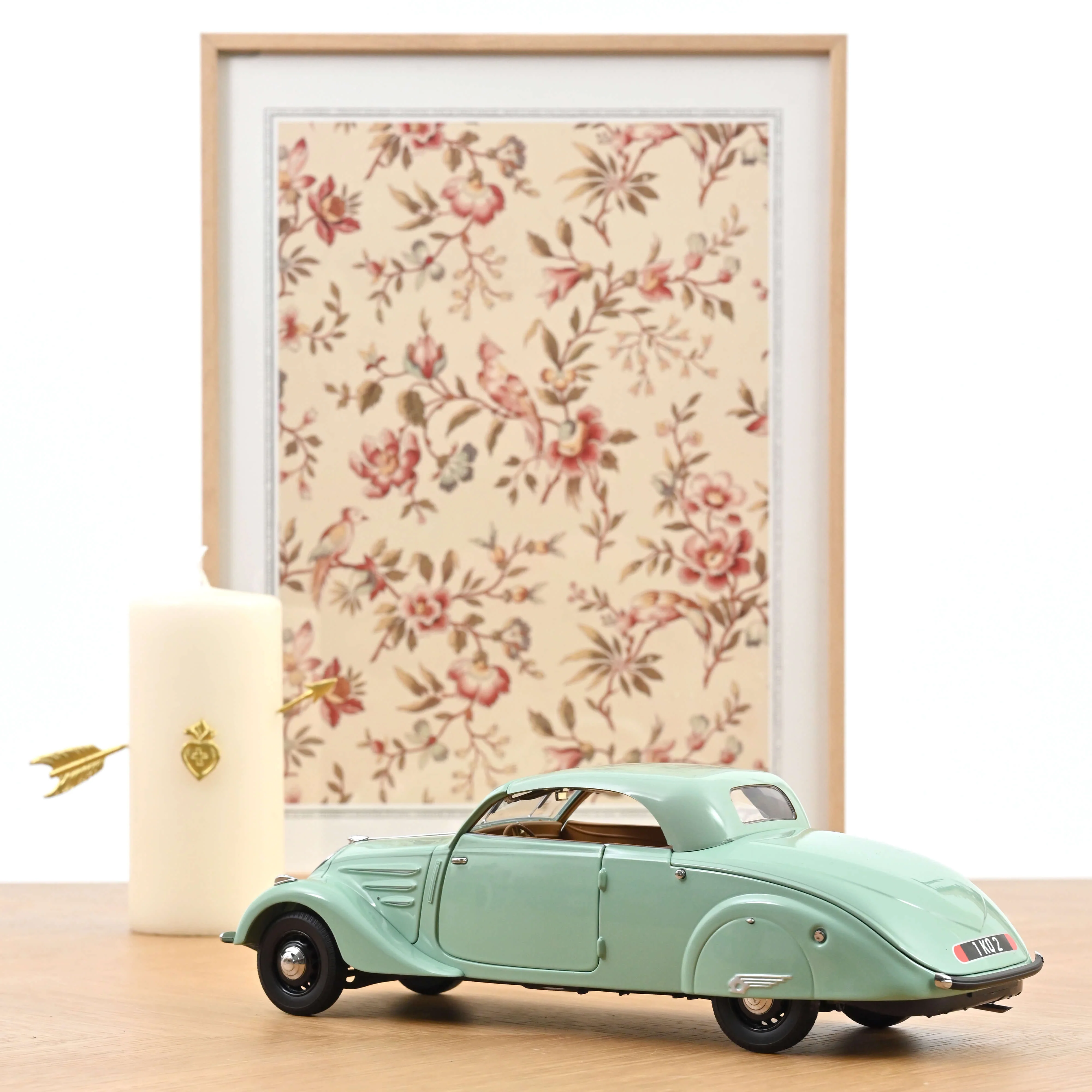 Peugeot 402 Eclipse 1937 Vert 1/18  - 200 pcs