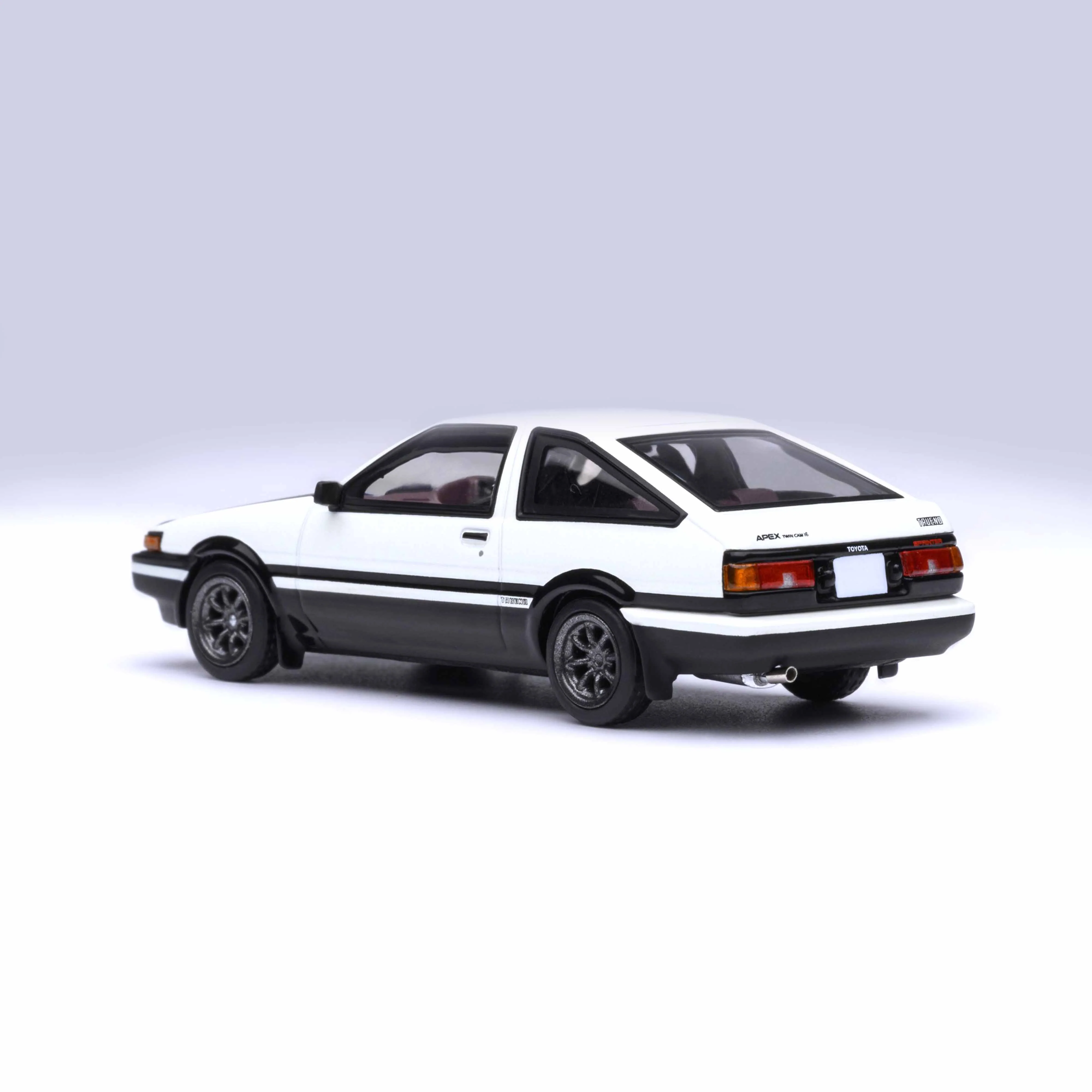 Toyota Sprinter Trueno (AE86) « Projet D » Version Finale 1/64