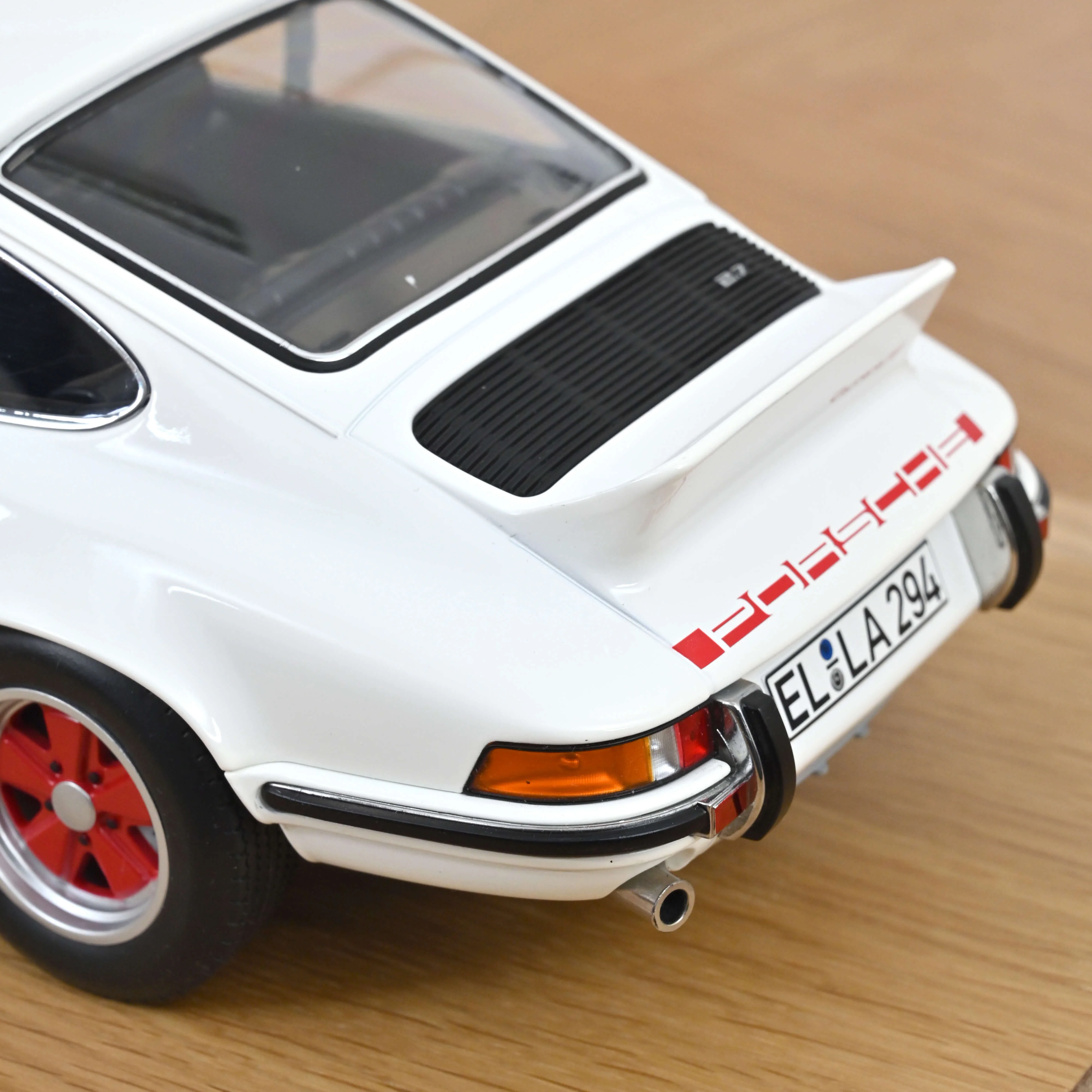Porsche 911 Carrera RS 2.7 1973 Grand-Prix Blanc et Rouge 1/12