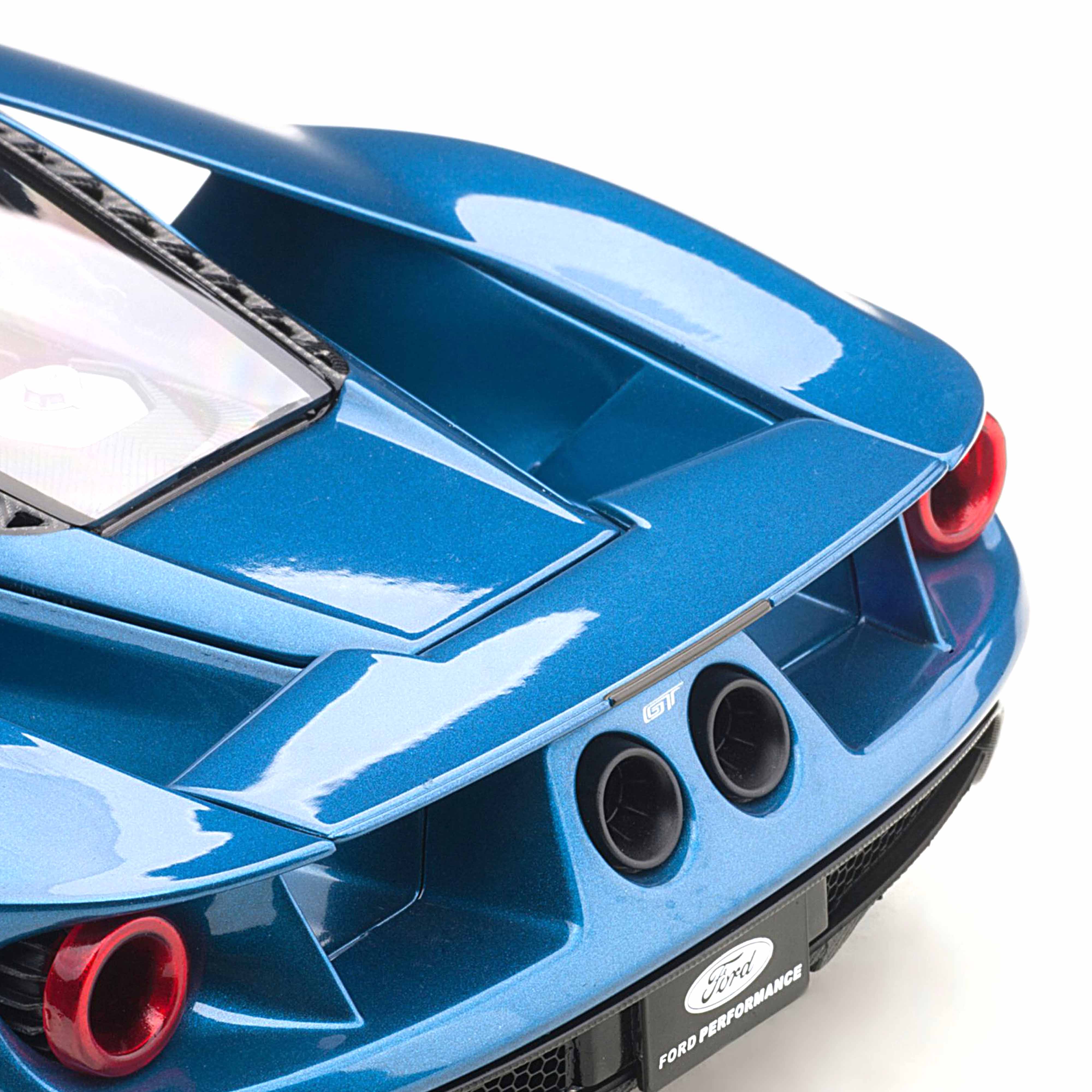 Ford GT 2017 Bleu liquide 1/18