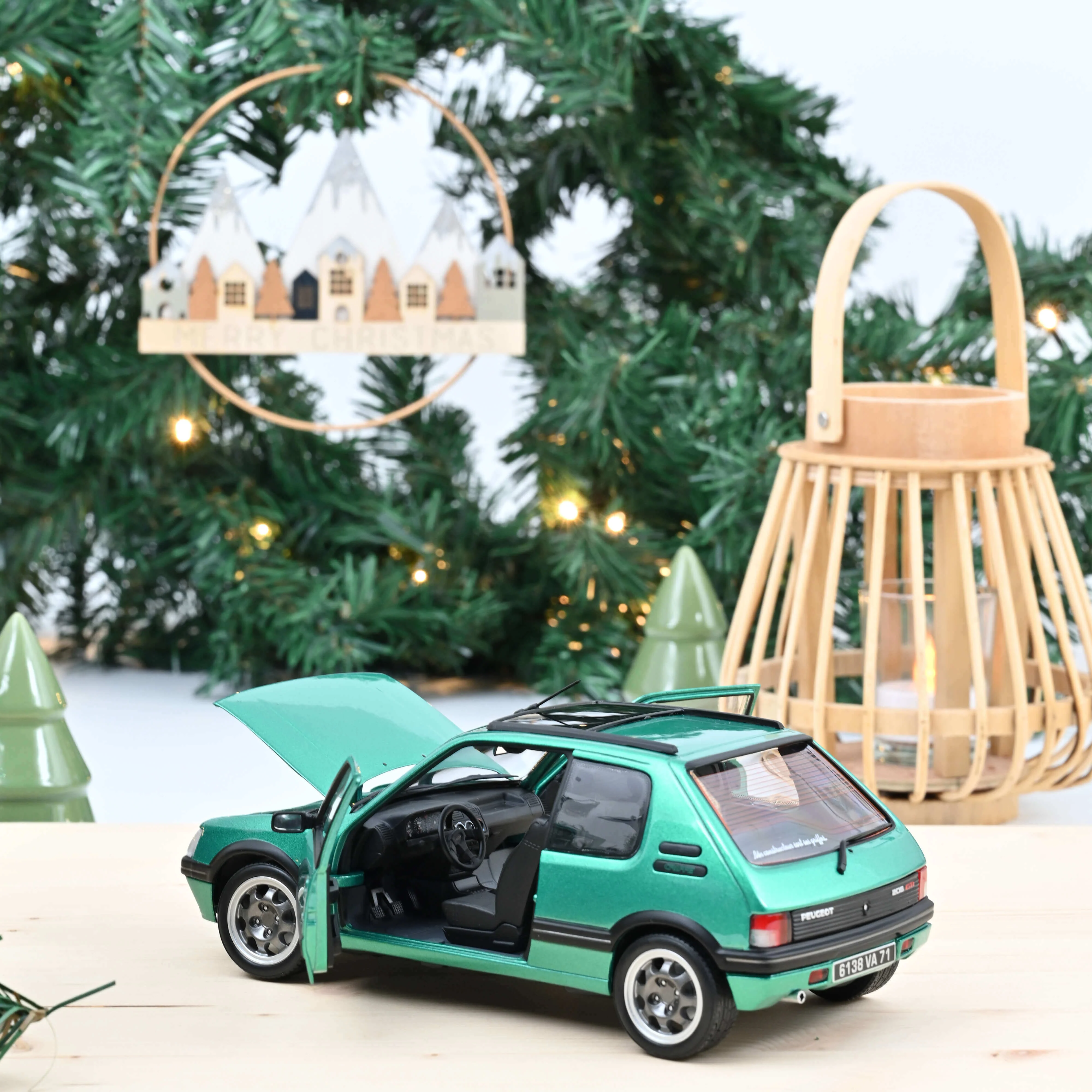 Peugeot 205 GTi Griffe avec toit vitré 1991 Vert 1/18