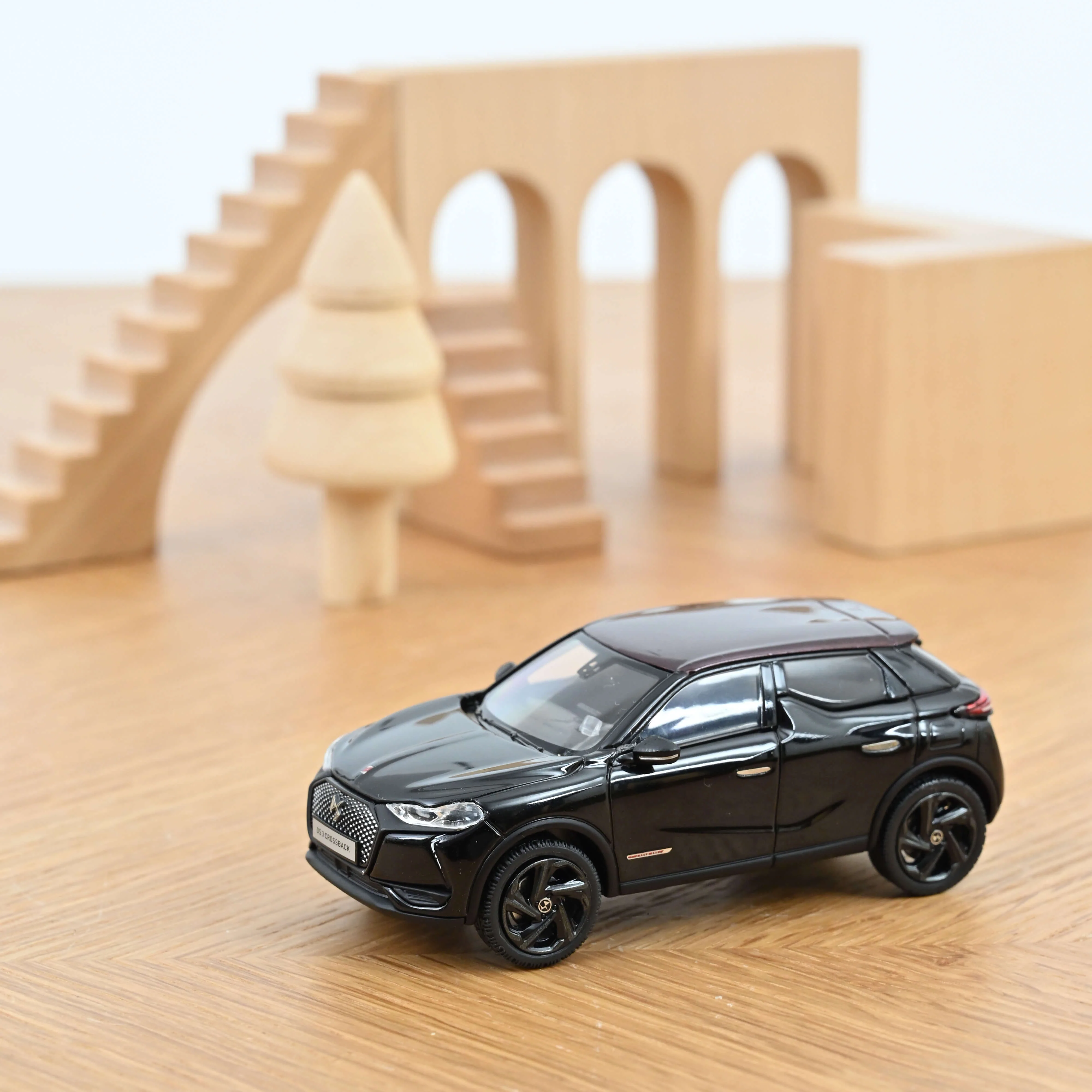 DS 3 Crossback Edition La Première 1/43