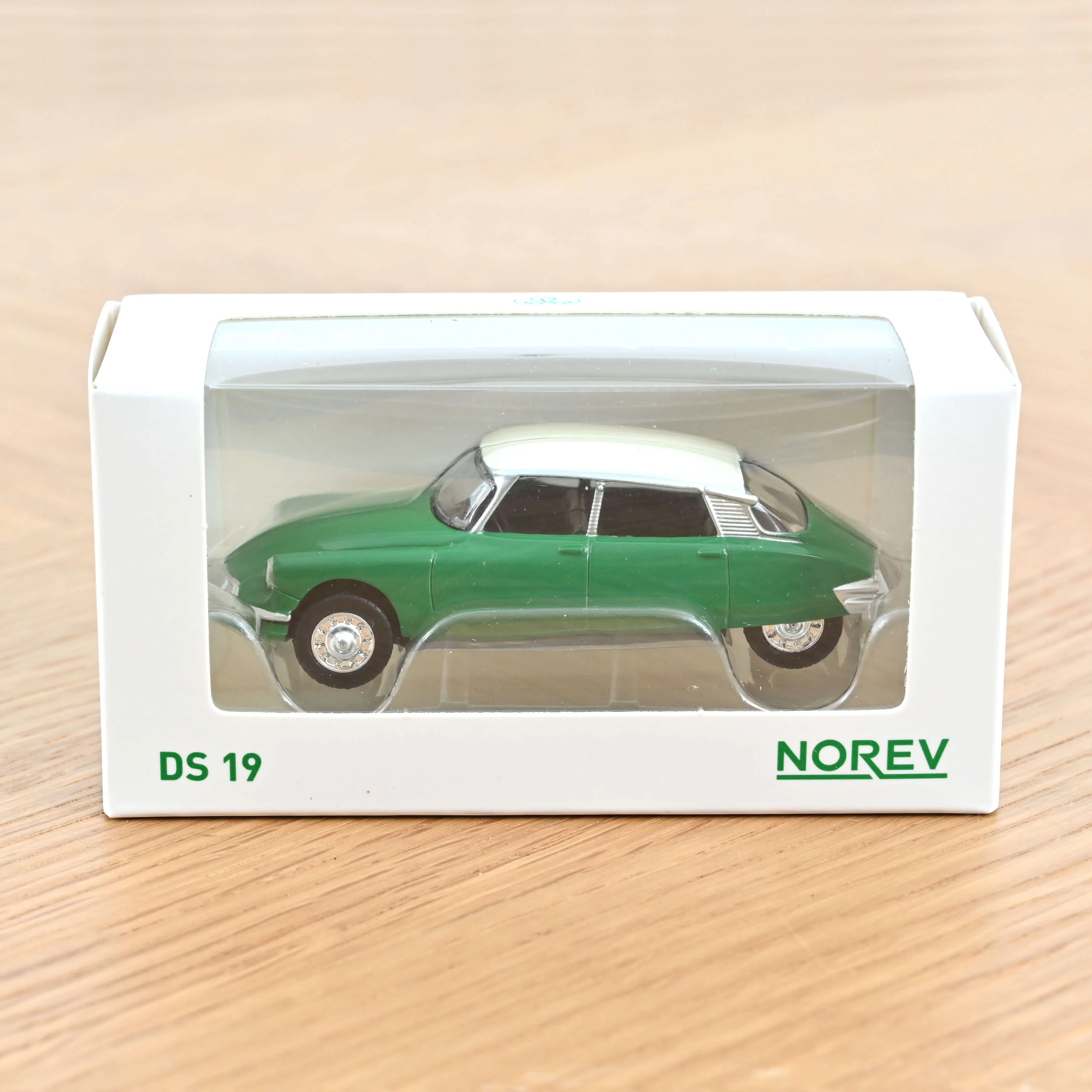 Citroën DS 19 1958 Vert et toit Blanc 1/58