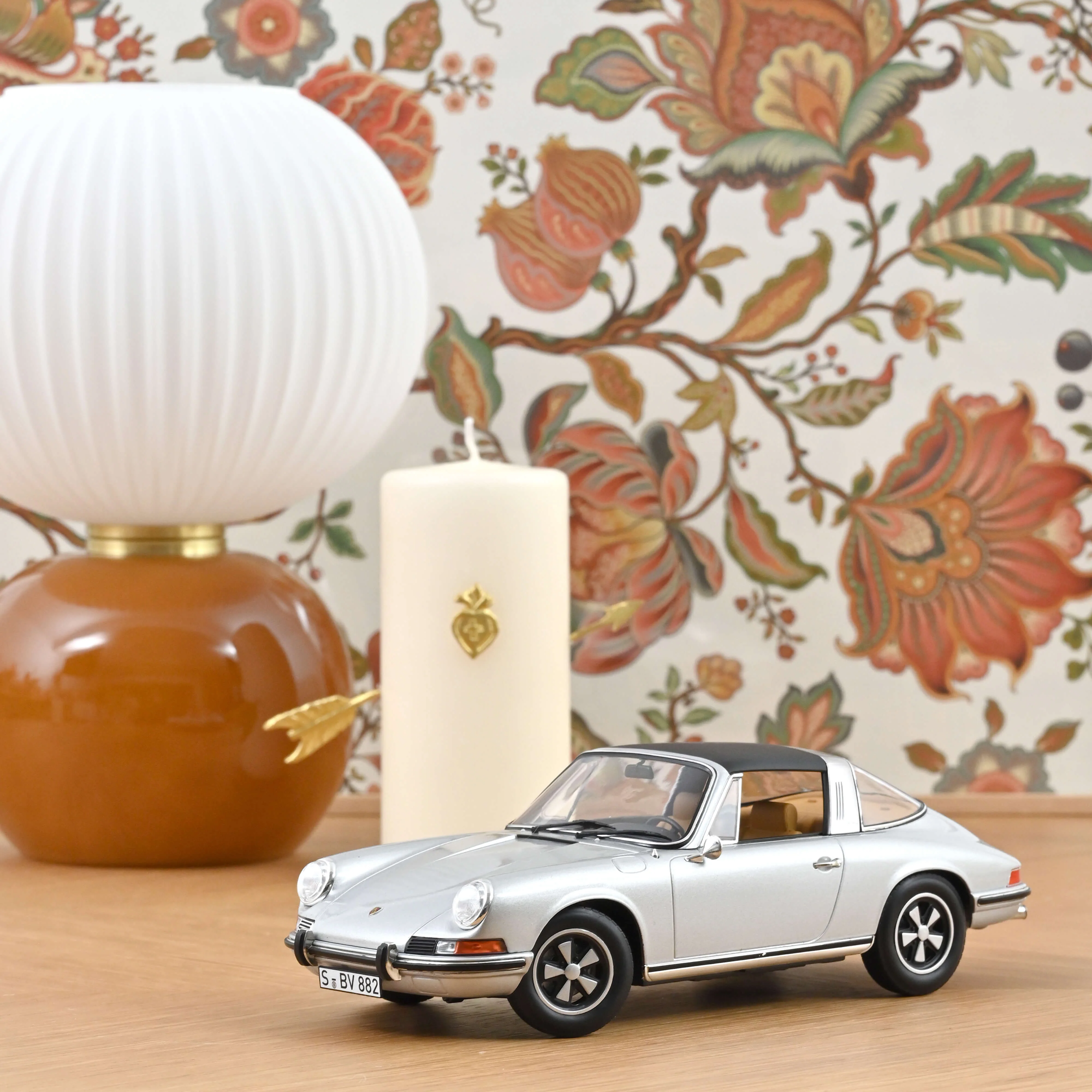 Porsche 911 E Targa 1969 Argent 1/18 - 400pcs