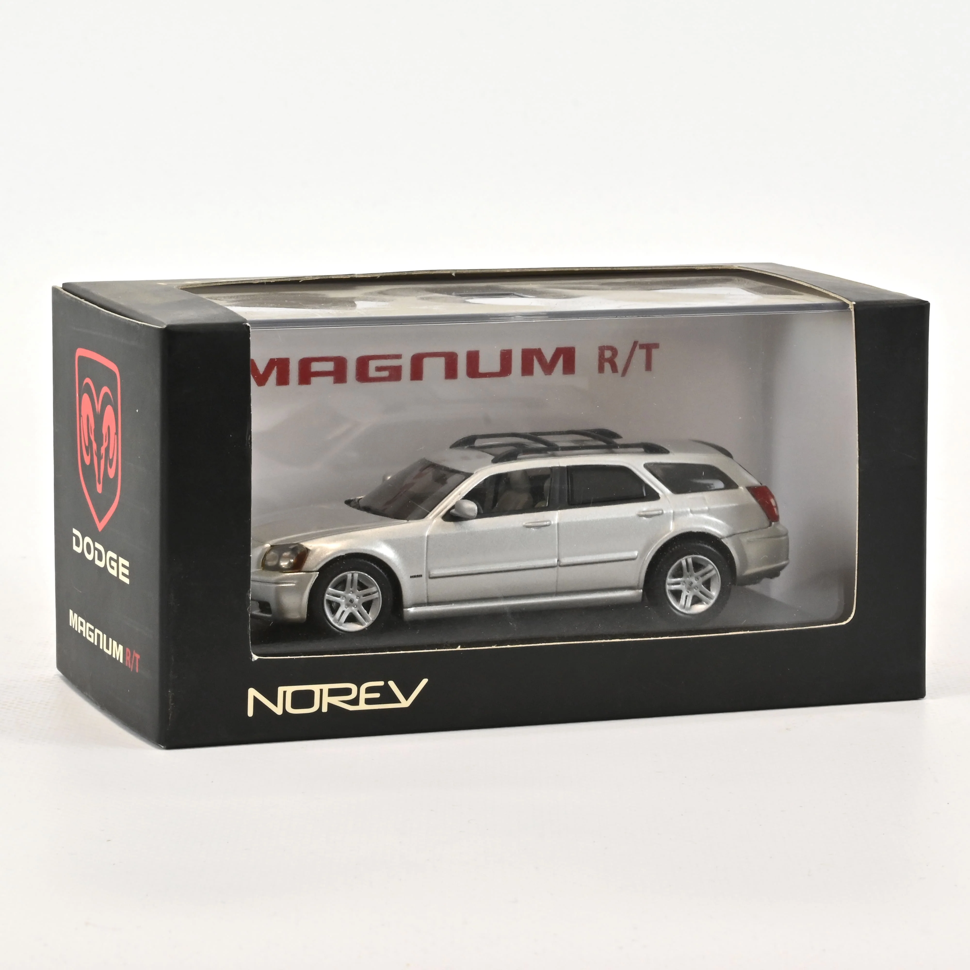 Dodge Magnum RT 2006 Argent vif métallisé 2006 1/43