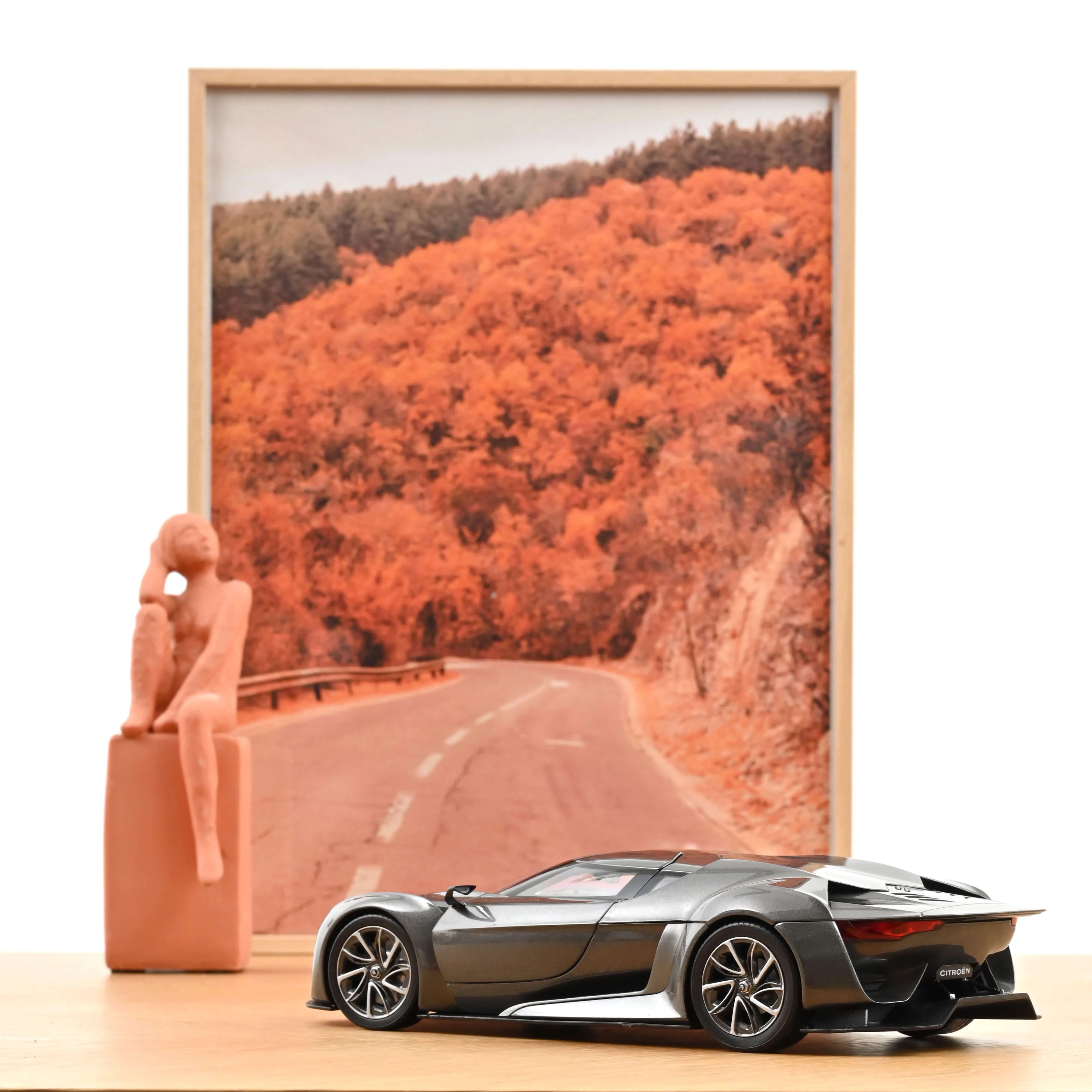 GT by Citroën 2008 Concept Car Gris foncé 1/18 - 200 pcs