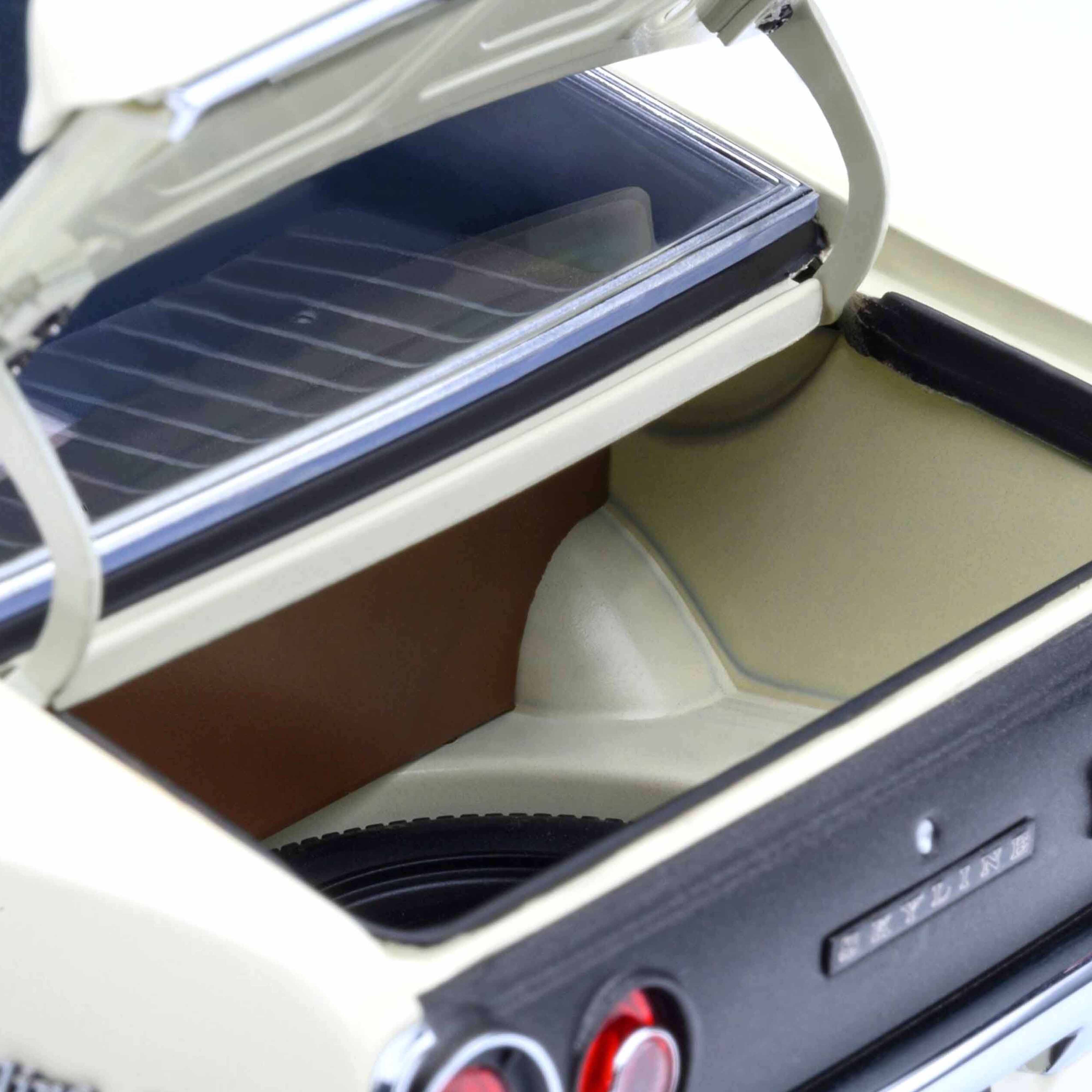 Nissan Skyline 2000 GT-R (KPGC110) Blanc 1/18