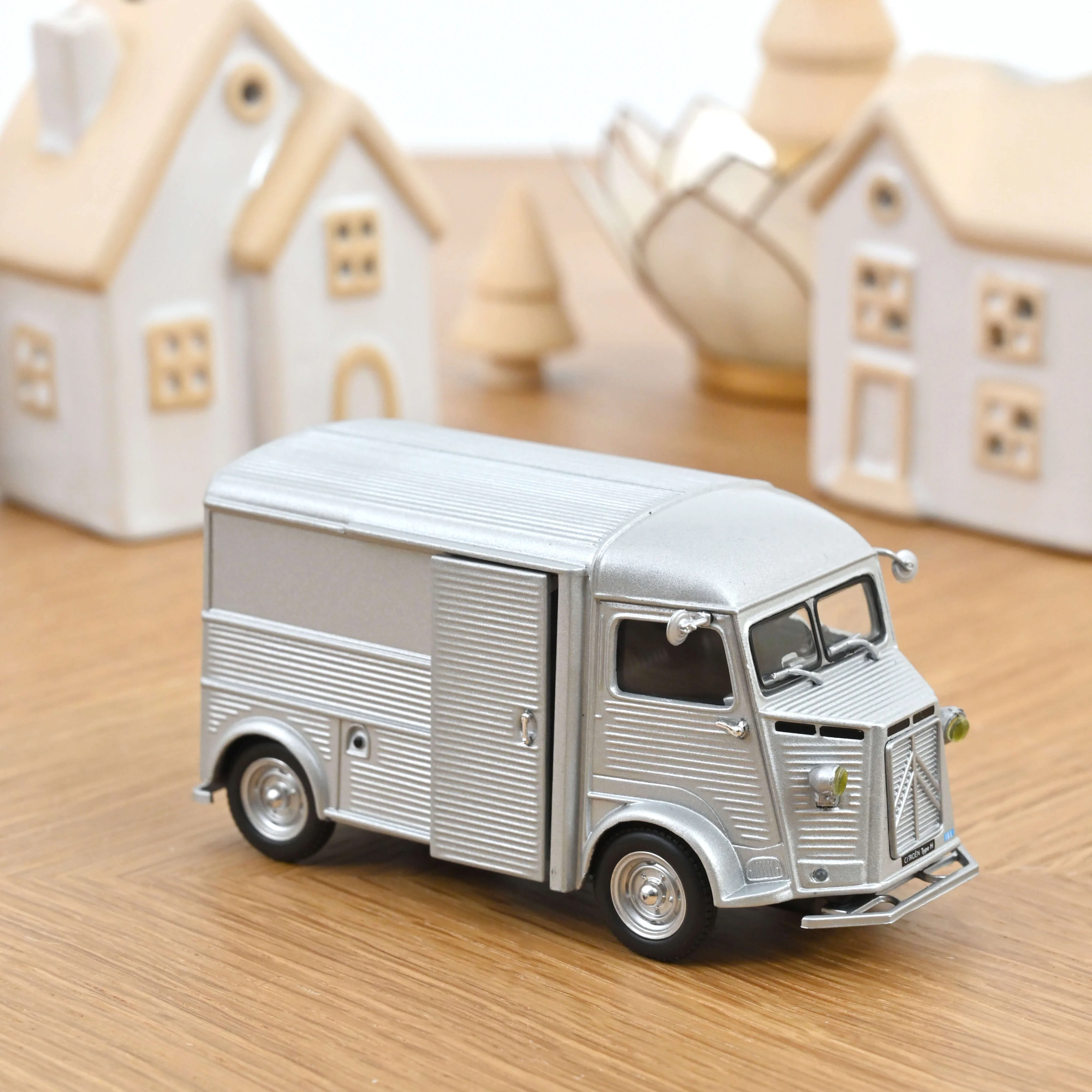 Citroën Type H 1962 Argent 1/43
