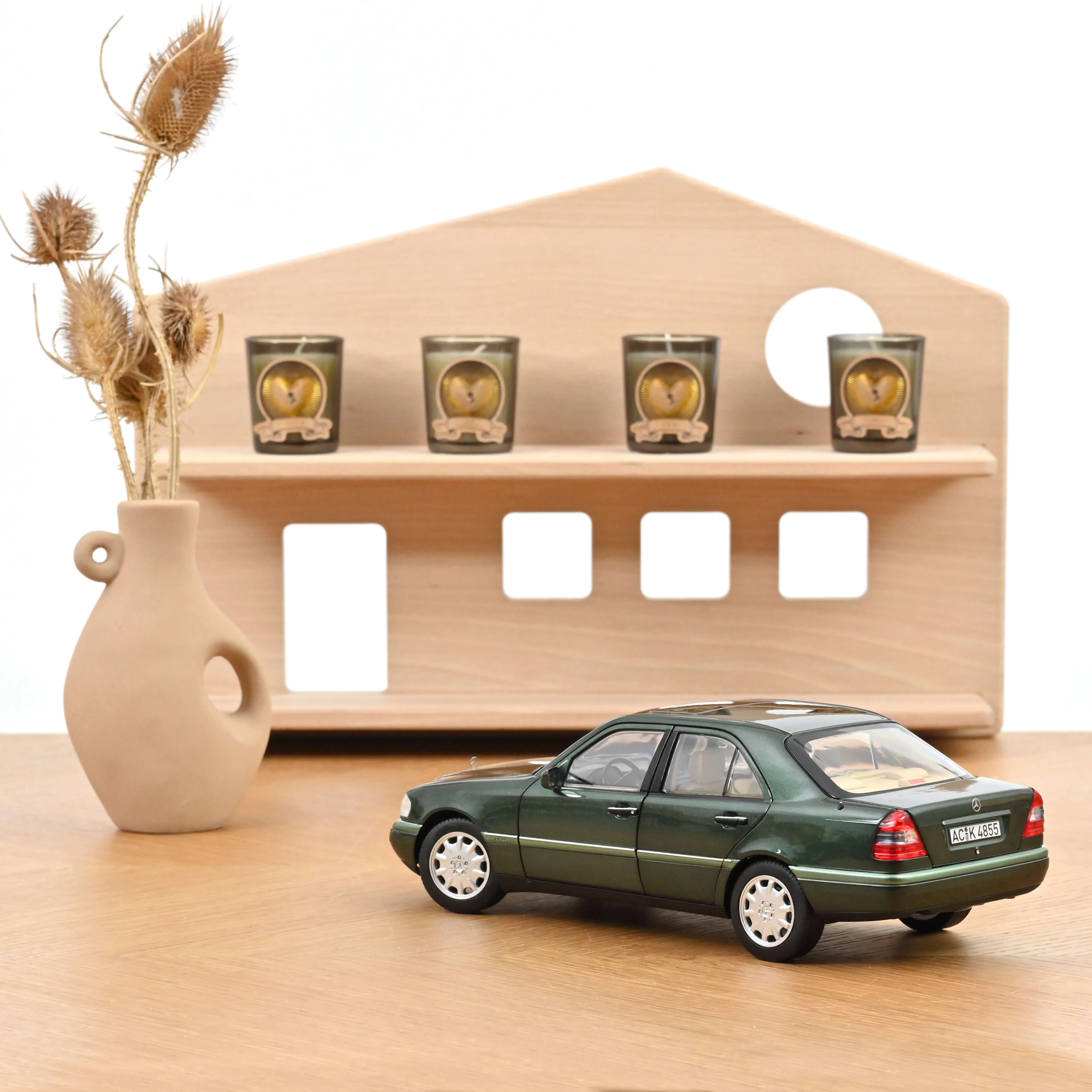 Mercedes-Benz C-Class 1993 Vert Malachite 1/18