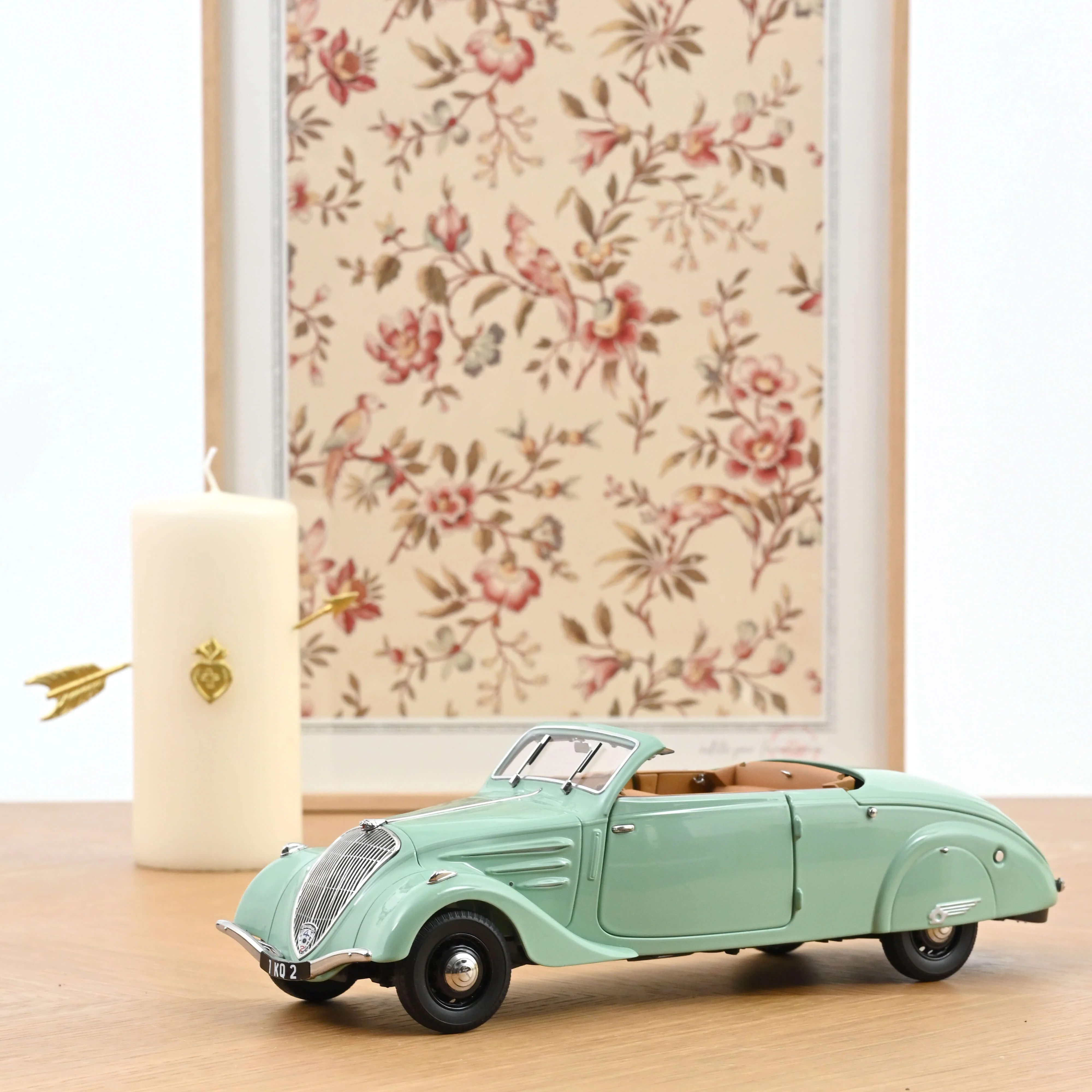 Peugeot 402 Eclipse 1937 Vert 1/18  - 200 pcs