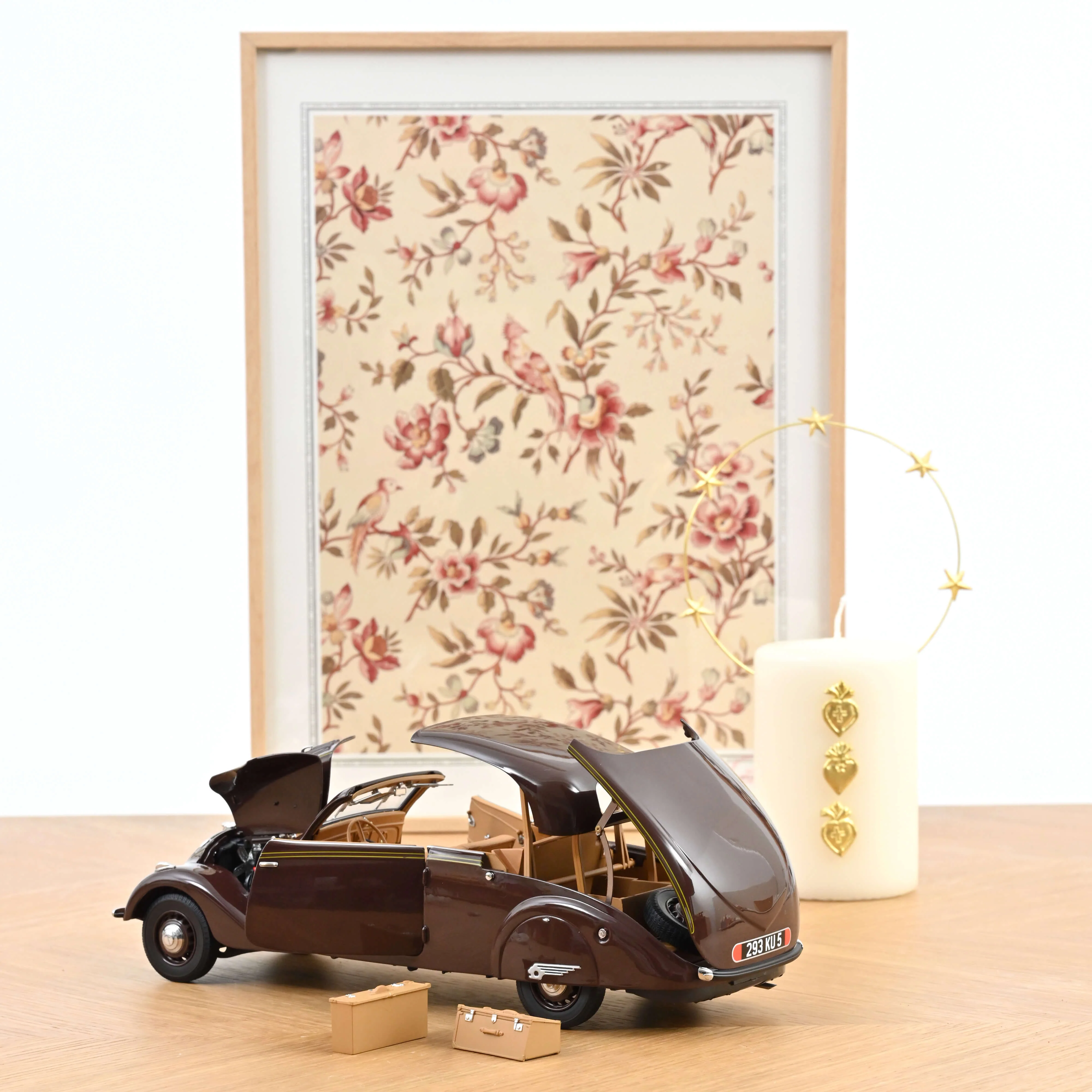 Peugeot 402 Eclipse 1937 Chocolat 1/18