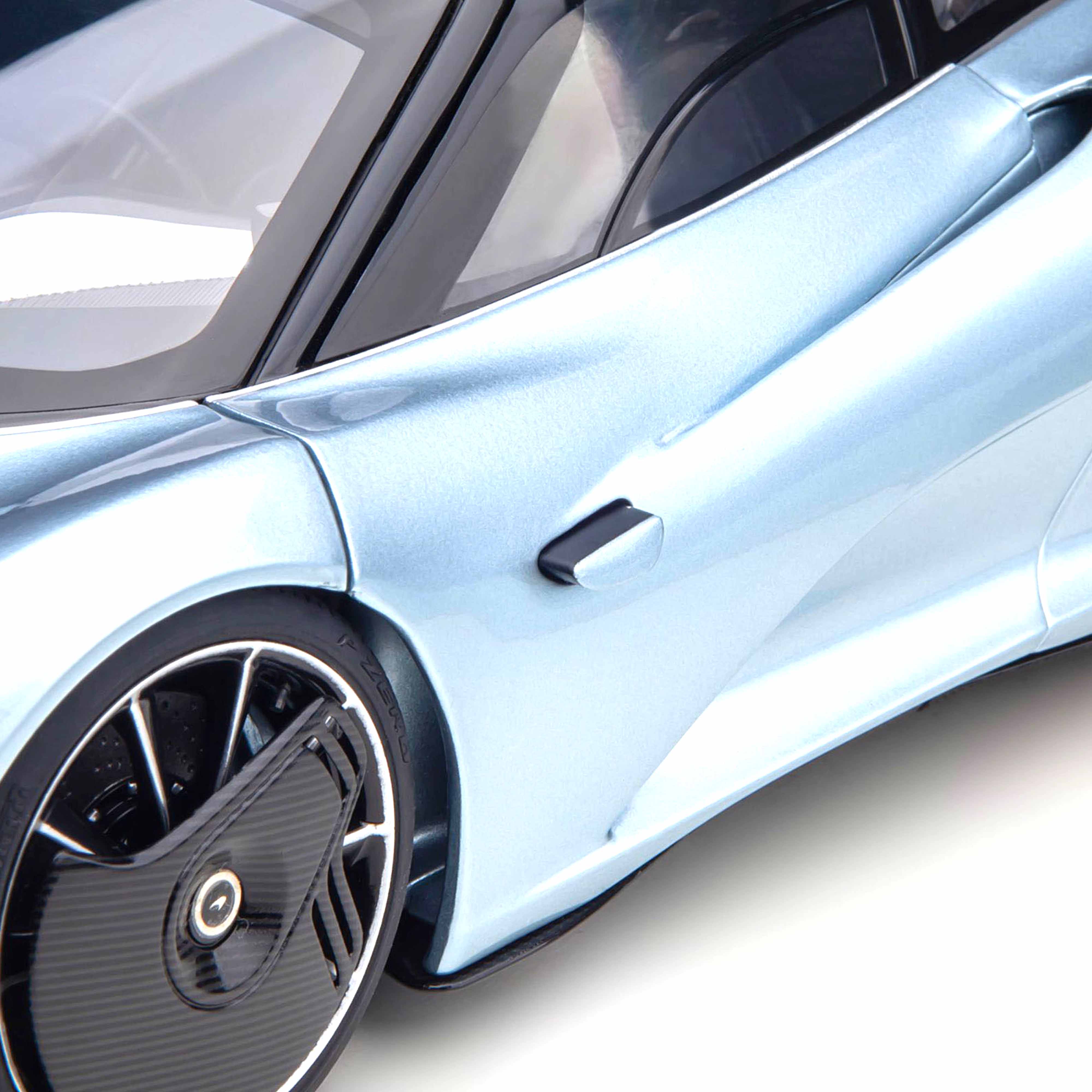 McLaren Speedtail 2020 Bleu Glacé 1/18