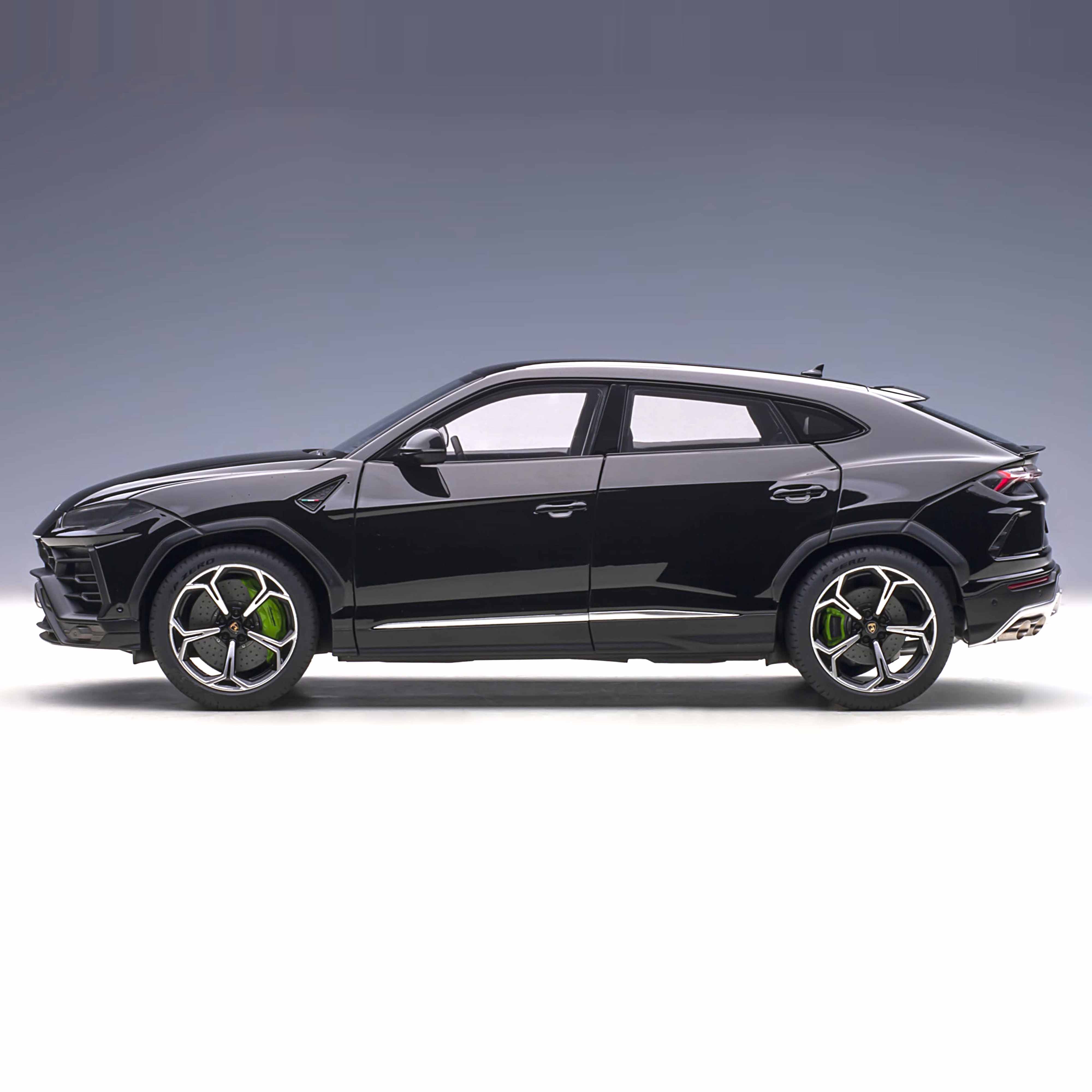 Lamborghini Urus 2018 Noir Intense 1/18
