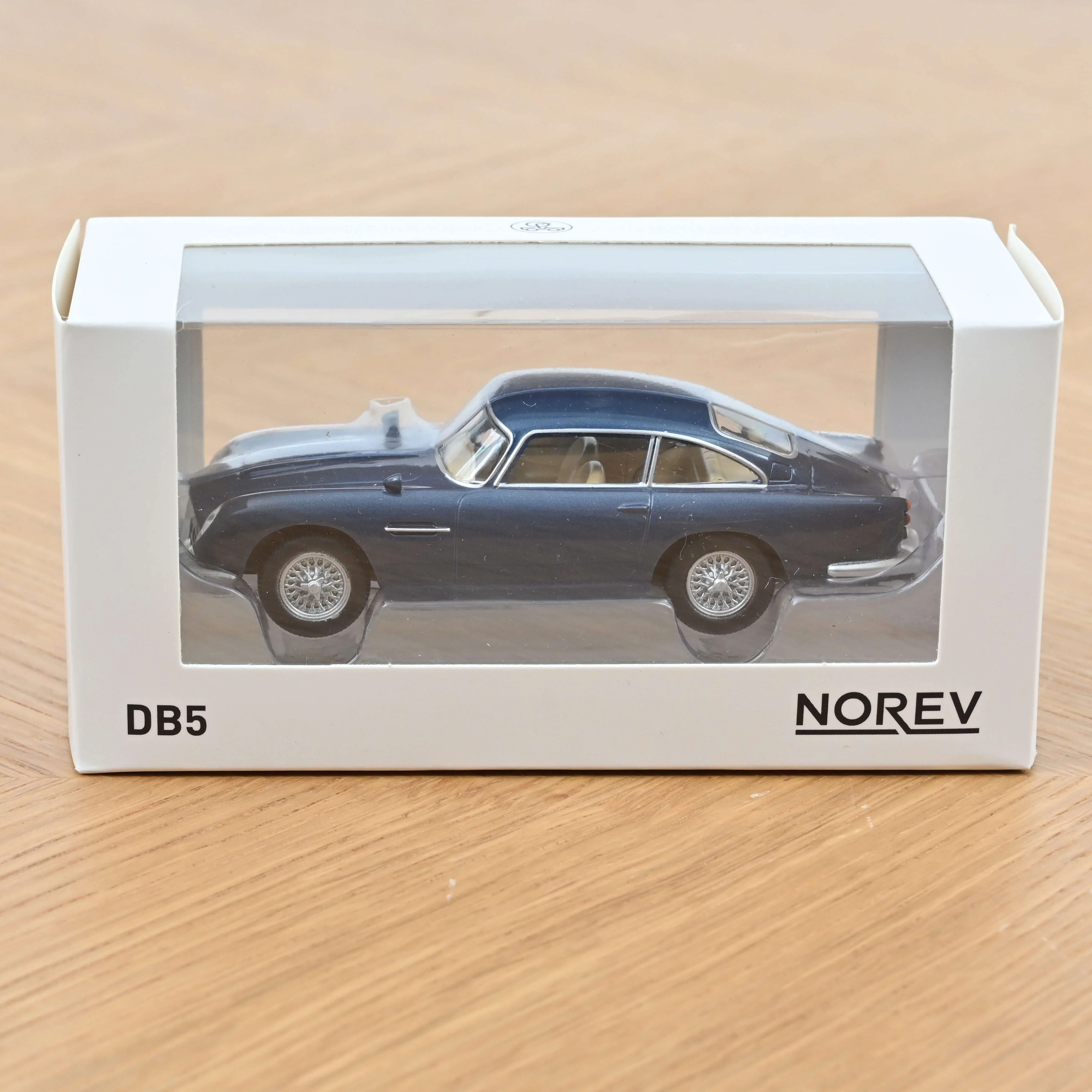Aston Martin DB5 1963 Bleu Sierra Jet-car 1/43