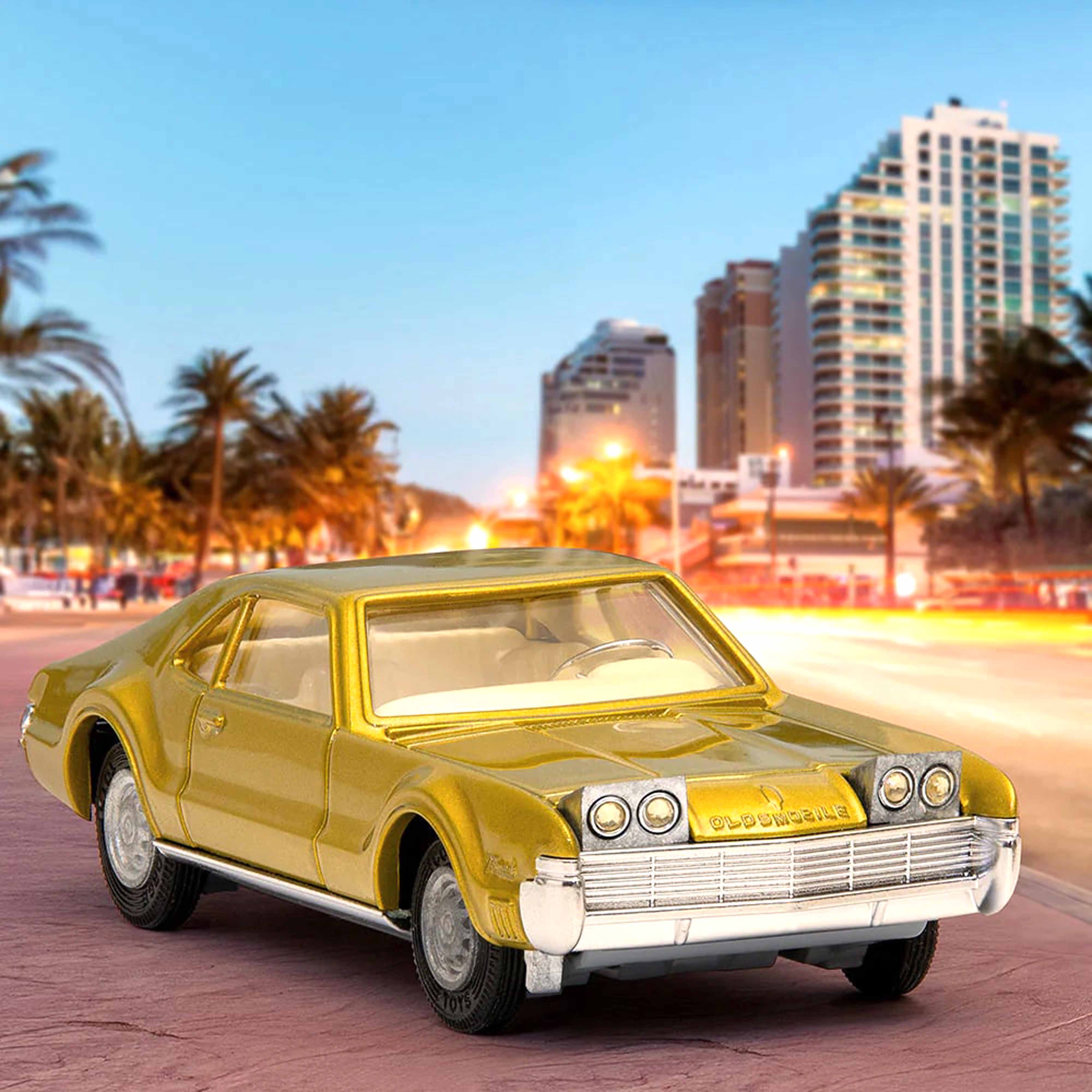 Oldsmobile Toronado 1966 1/43 - n°276