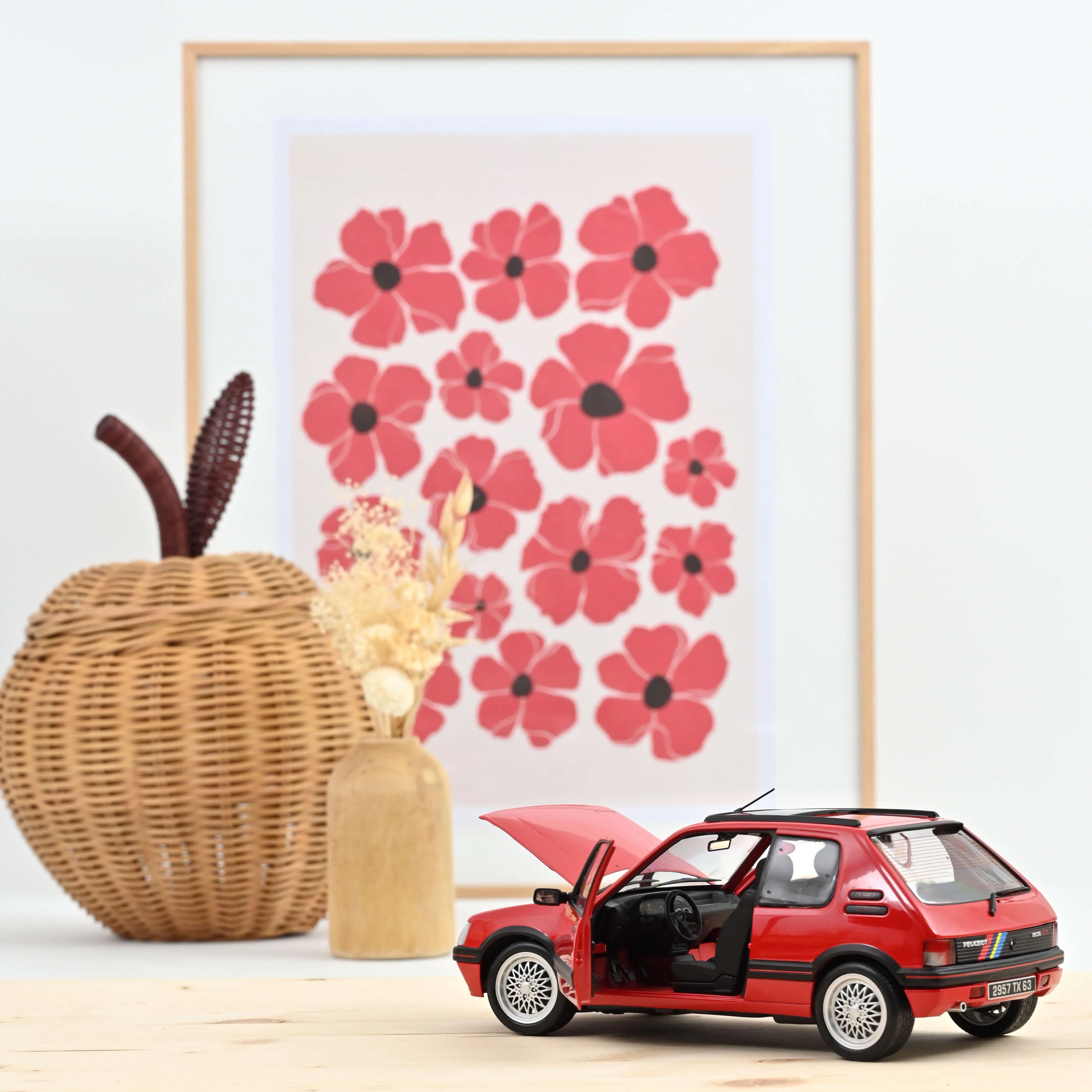 Peugeot 205 GTi 1.9 PTS déco 1991 Rouge Vallelunga 1/18