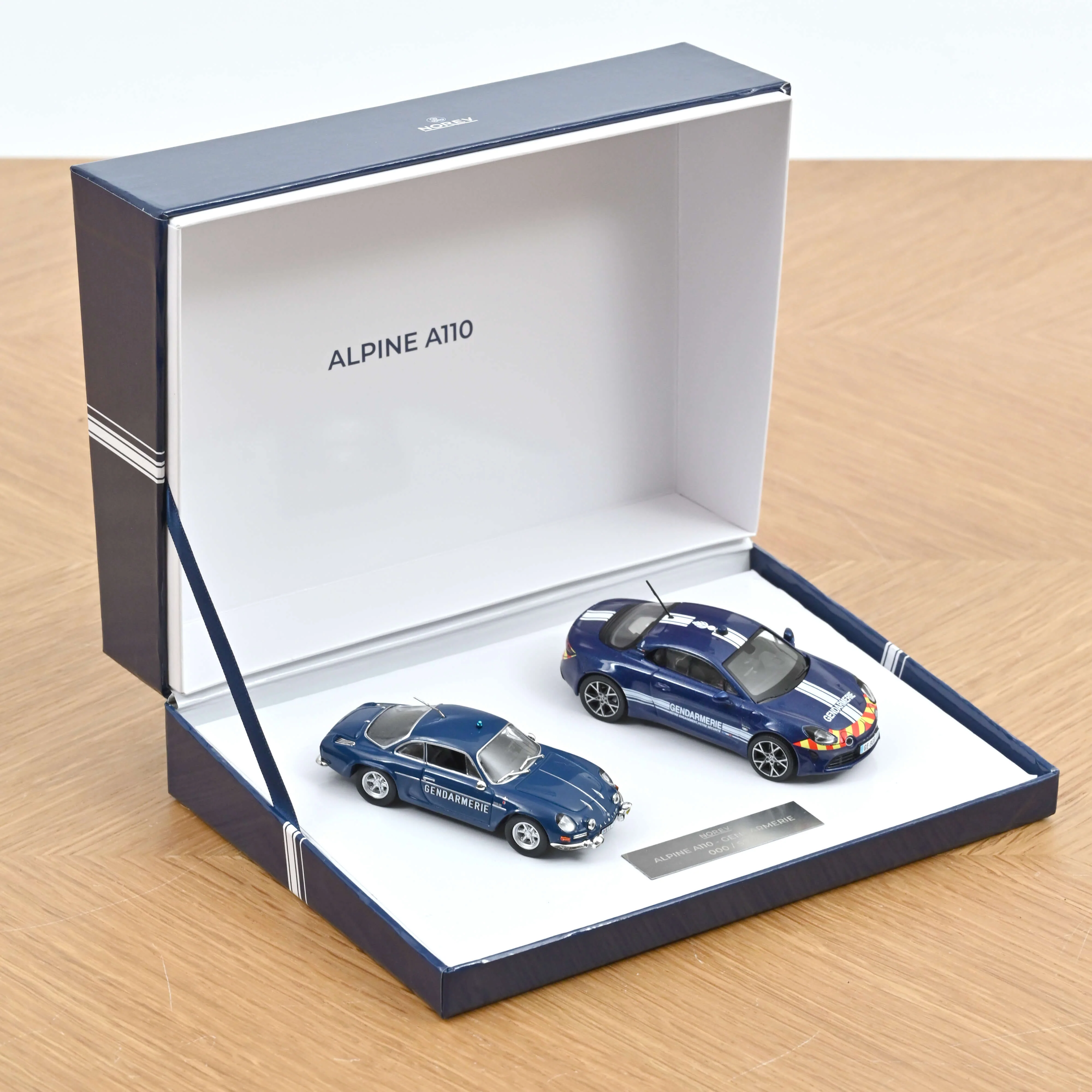 Coffret Alpine A110 Gendarmerie 2022 1/43 - 500 pcs