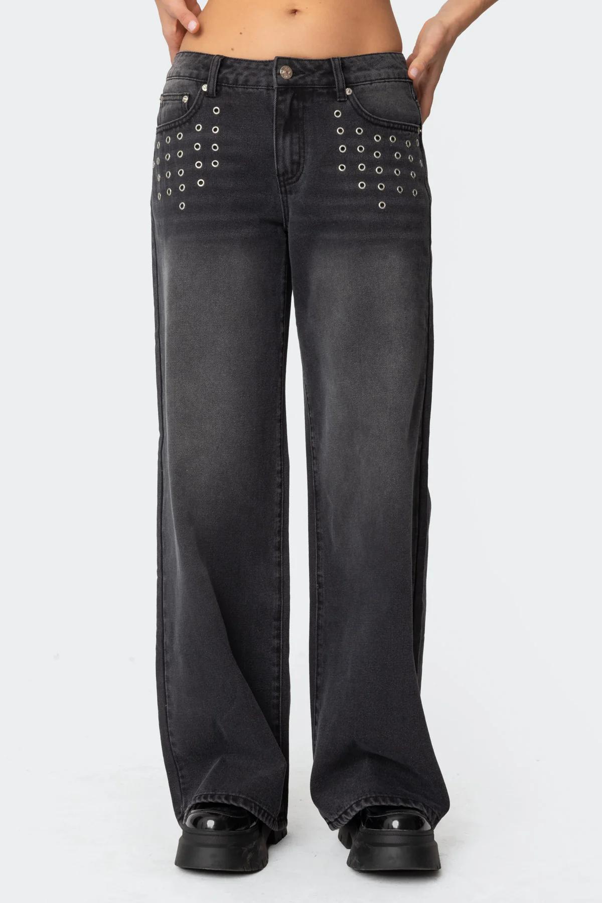 Grommet Low Rise Baggy Jeans