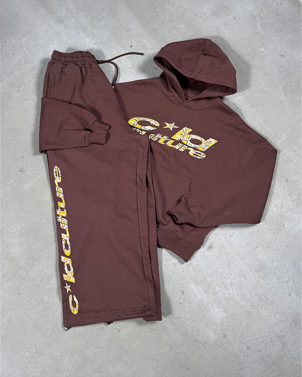 WILD SNAKE SWEATPANTS BROWN
