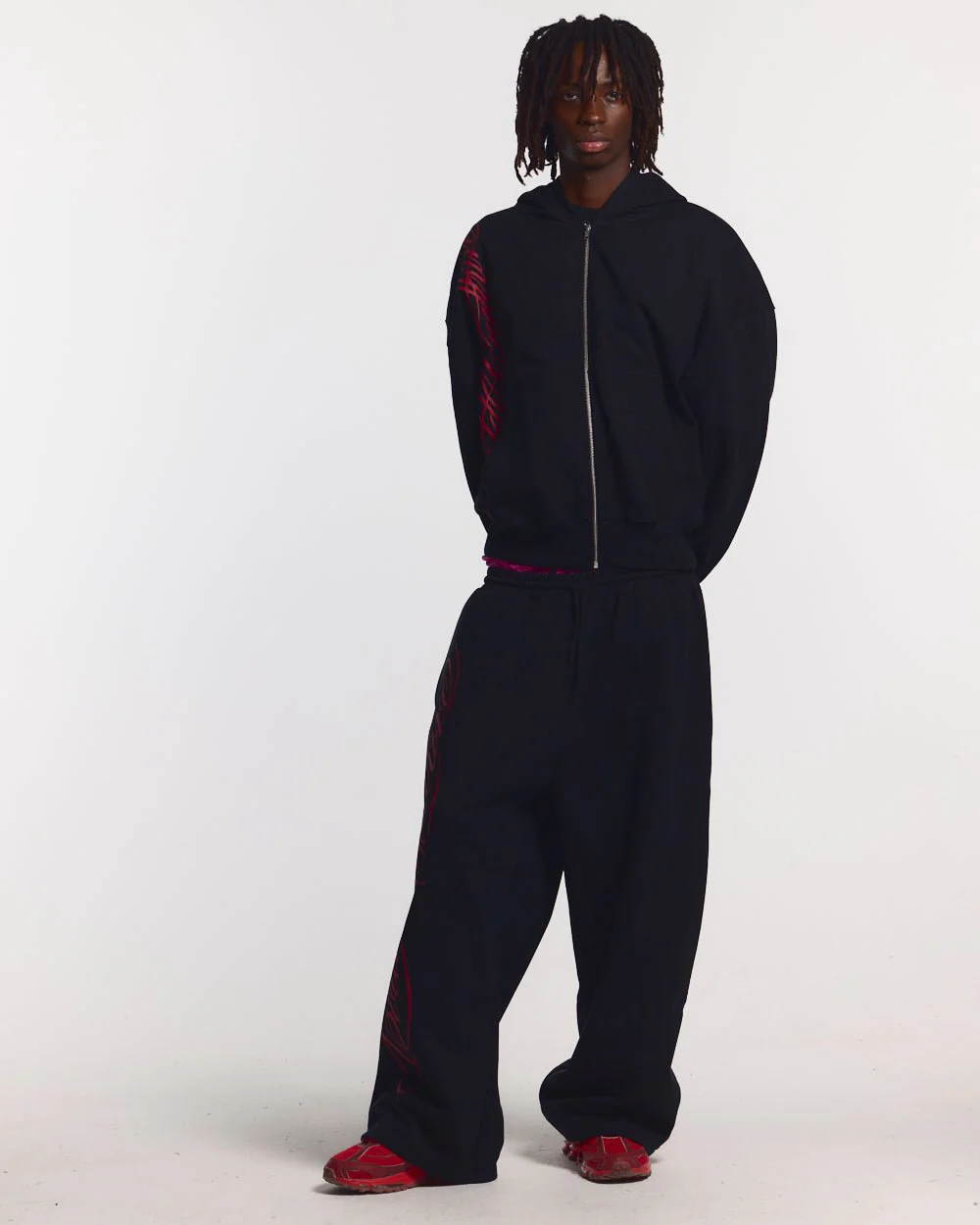 SCRIPT SWEATPANTS BLACK