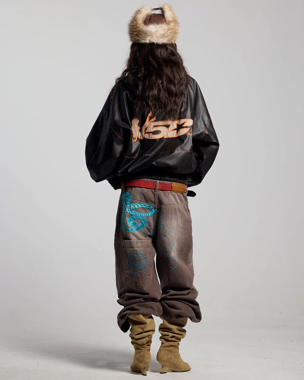 COLLEGE V3 PANTS LIGHT BROWN