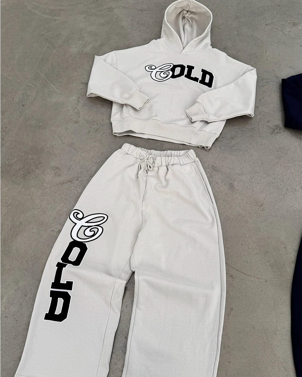 VARSITY PANTS IVORY GREY