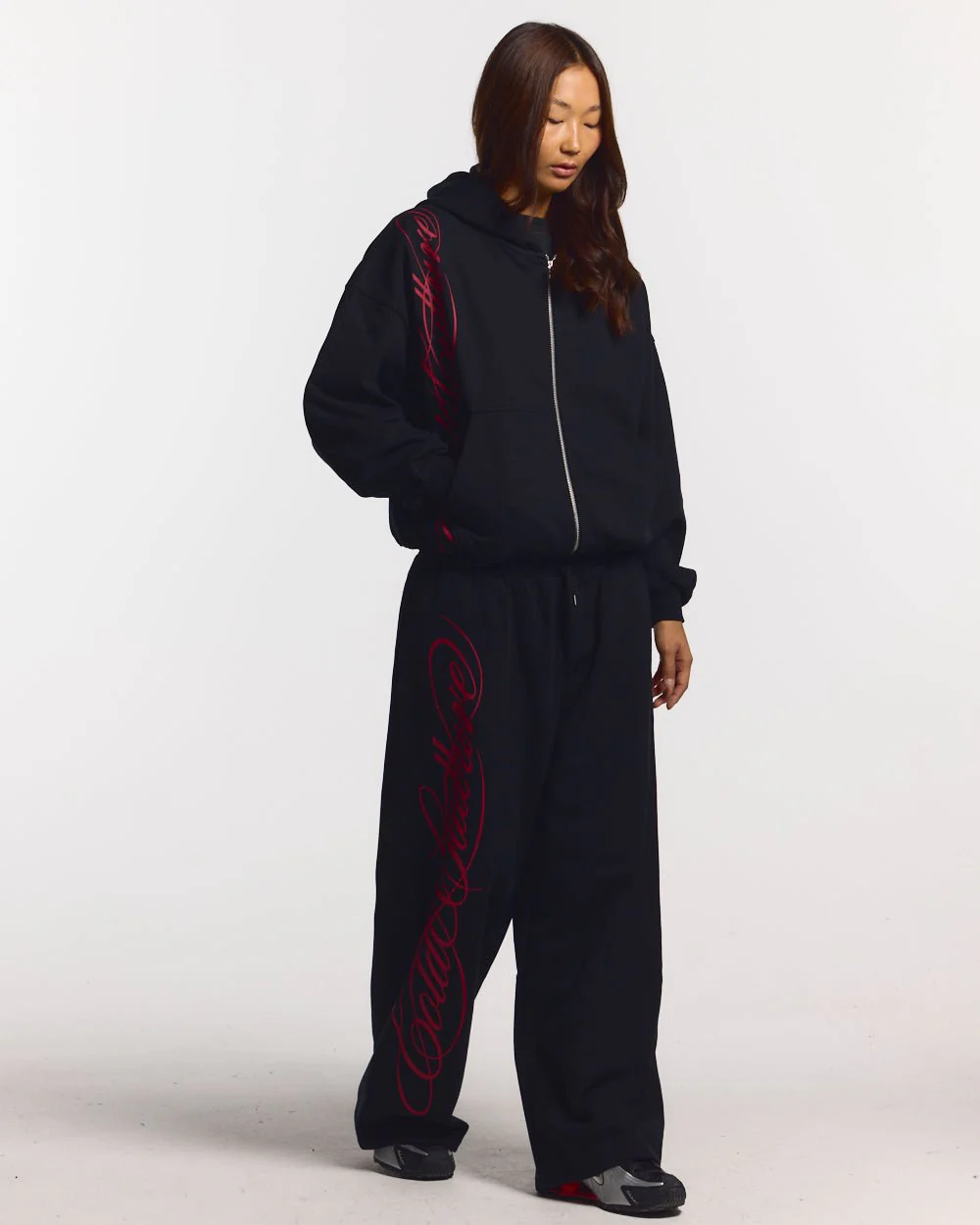 SCRIPT SWEATPANTS BLACK