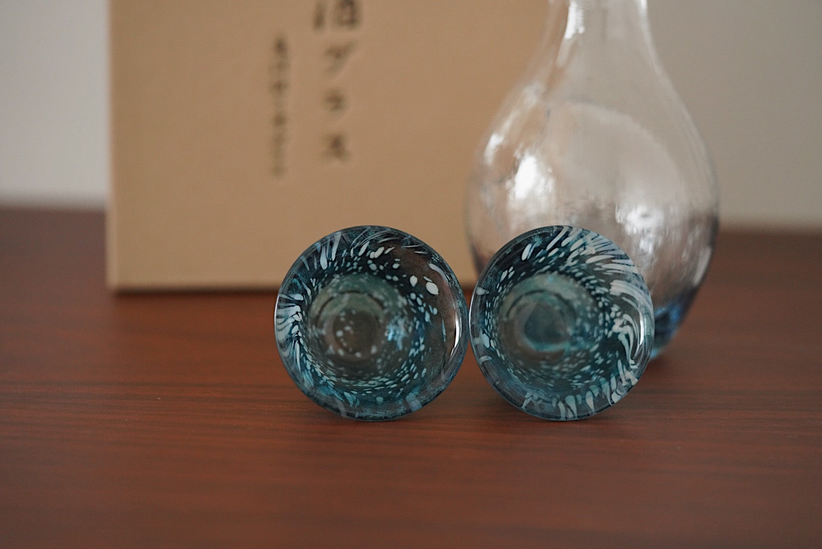 Toyo-Sasaki Glass Sake suit