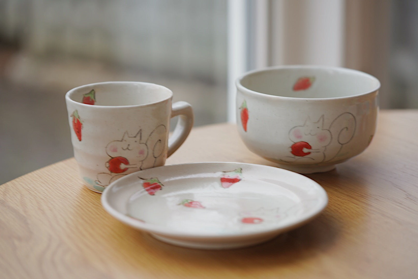 Aritayaki squirrel and strawberry hand paint suit