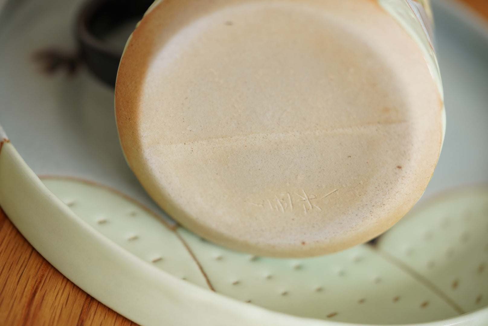Jingdezhen ceramics  闹米作家 Teapot suit and Milk jug suit