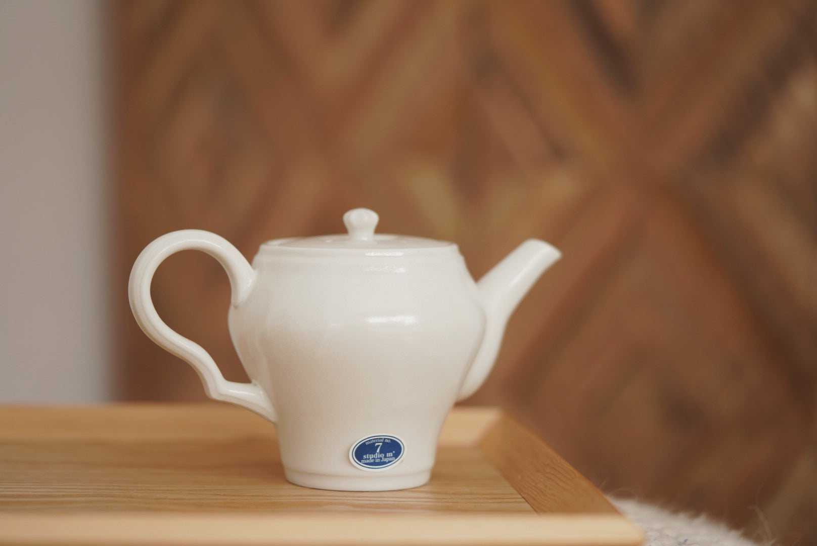 Studio m' jasmin round tea pot and cup