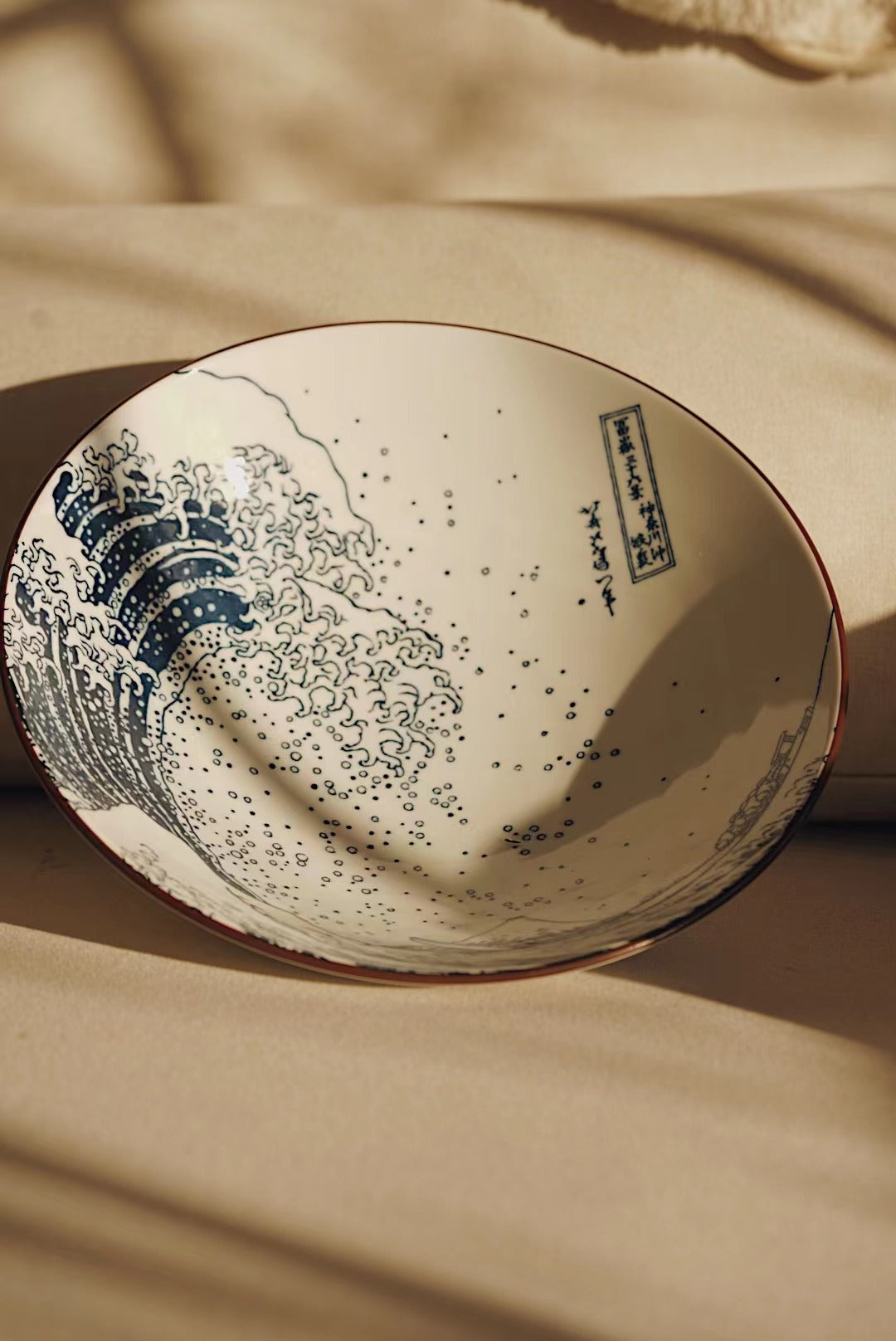 Sea Wave Scenery Ramen Bowl