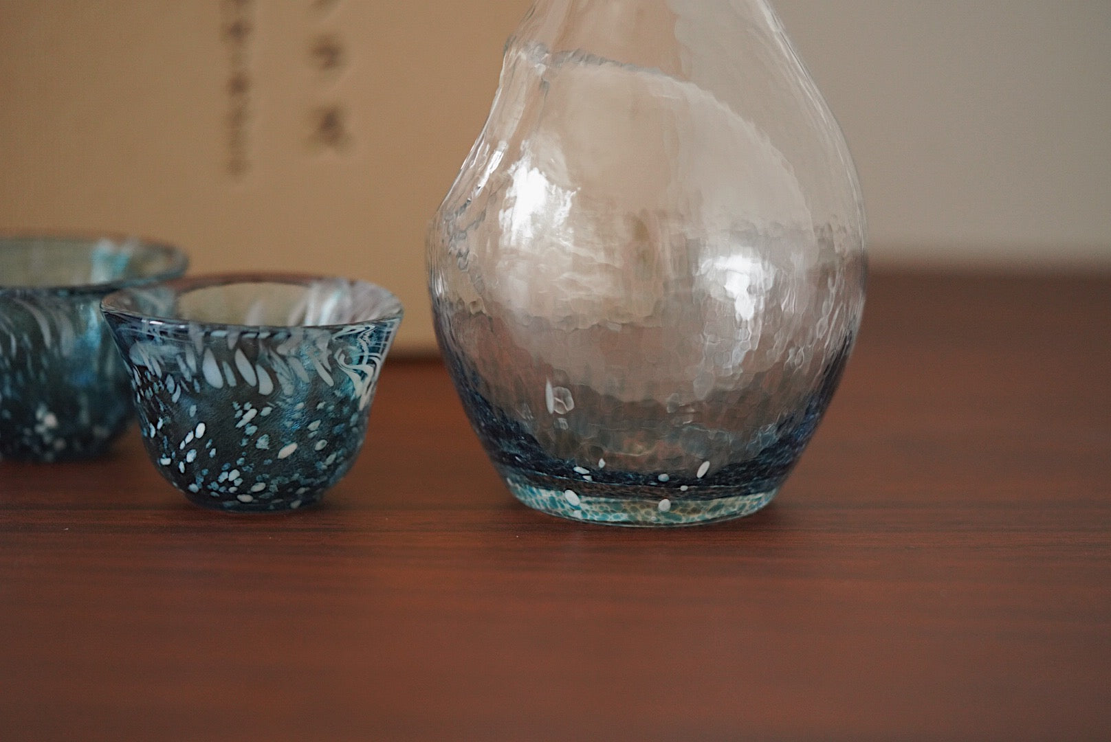 Toyo-Sasaki Glass Sake suit