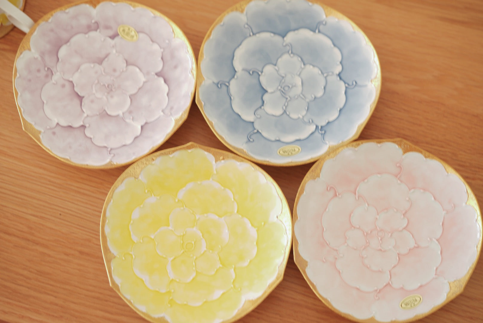 Aritayaki golden peony cups and saucer