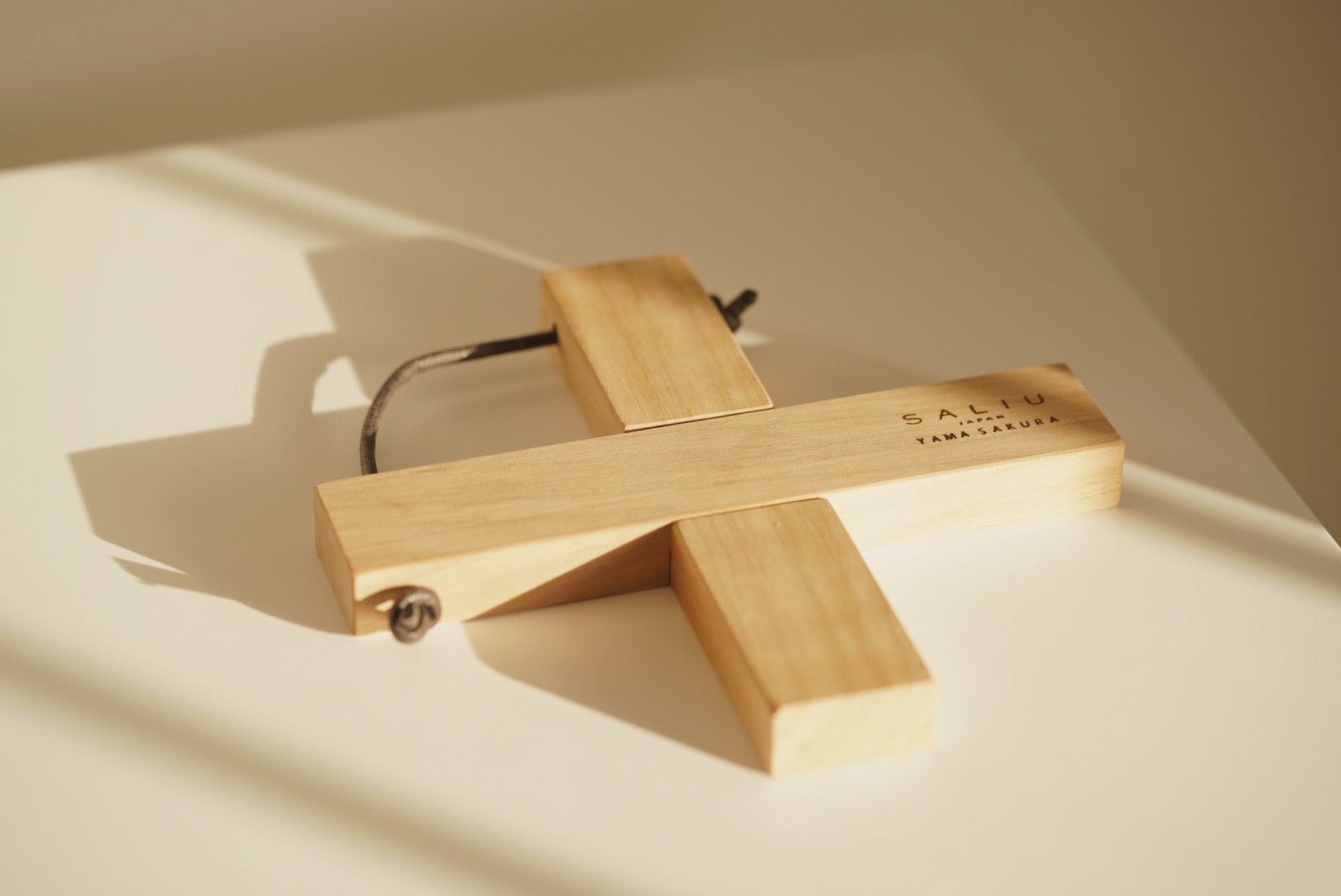 SALIU Wild Cherry Tree pot holder