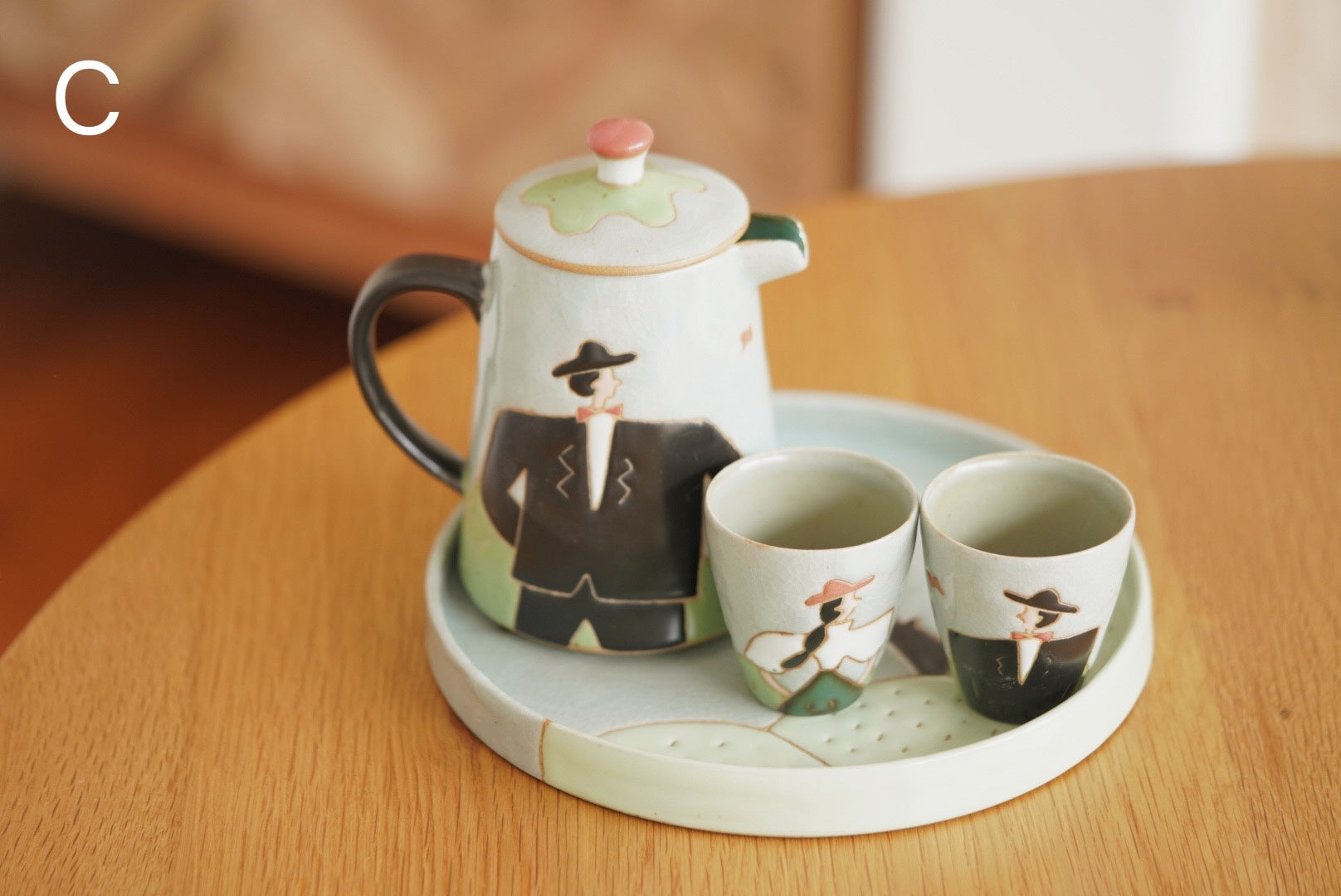 Jingdezhen ceramics  闹米作家 Teapot suit and Milk jug suit