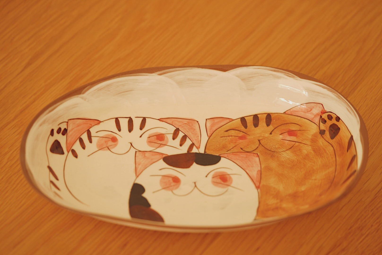 Hasami hand paint Three cats Bowl and plate