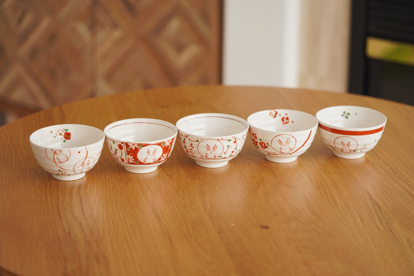 Minoyaki wind flower snow rabbit bowl