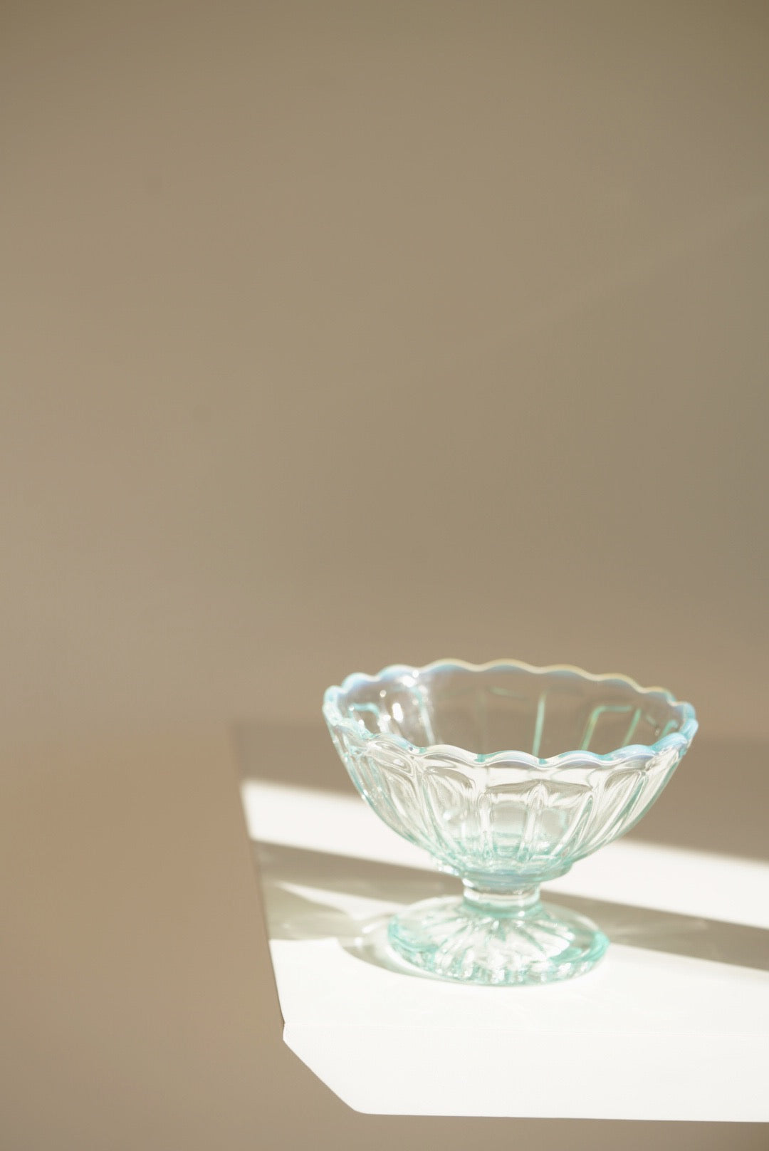 Hirota glass Snow flower dessert bowl and seasoning plate