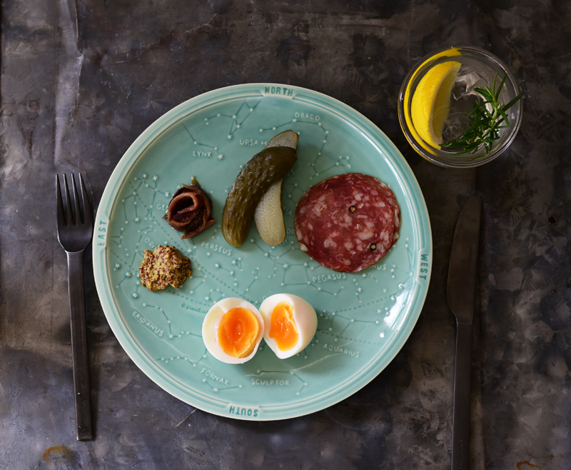 Studio m'star map 23 round plate 