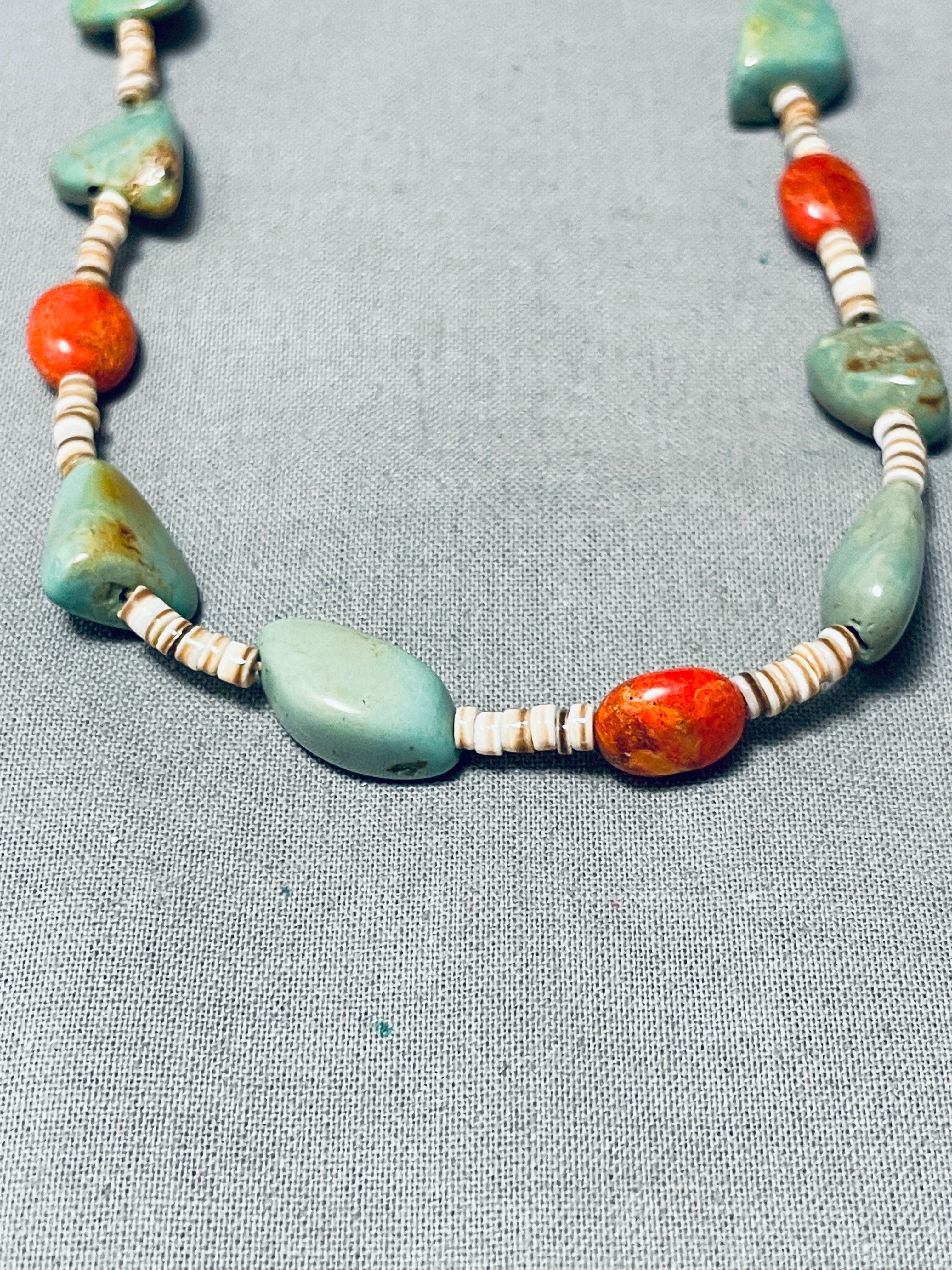 Native American Beautiful Vintage Santo Domingo Green Turquoise Coral Necklace
