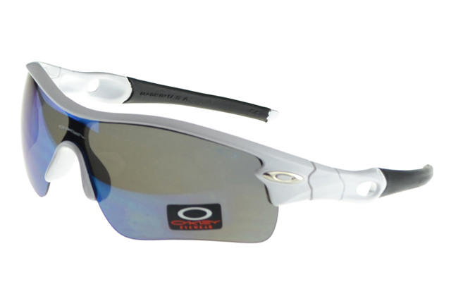 Oakley Radar Range Sunglasses White Frame Gray Lens