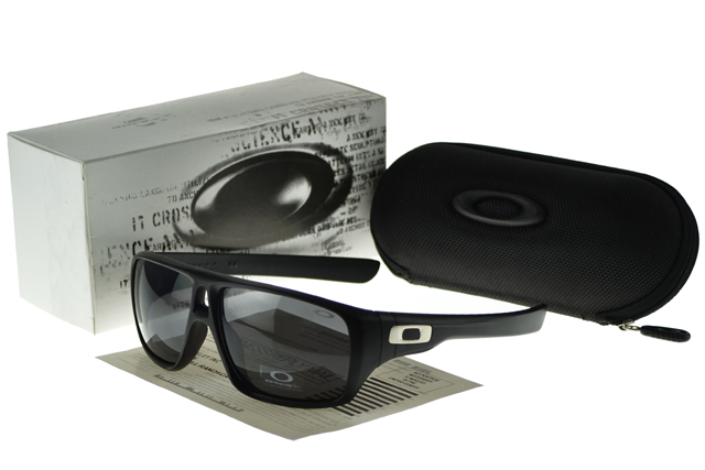Oakley Polarized Sunglasses black Frame black Lens