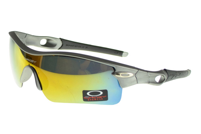 Oakley Radar Range Sunglasses red Frame multicolor Lens