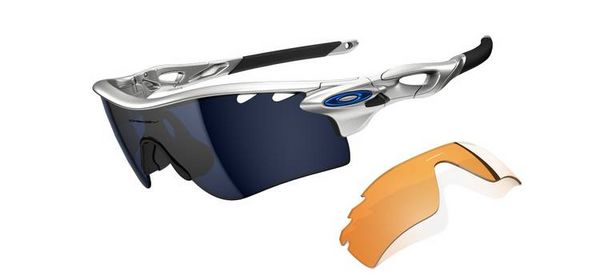 Oakley RadarLock Path Silver Ice Iridium Vented Sunglasses