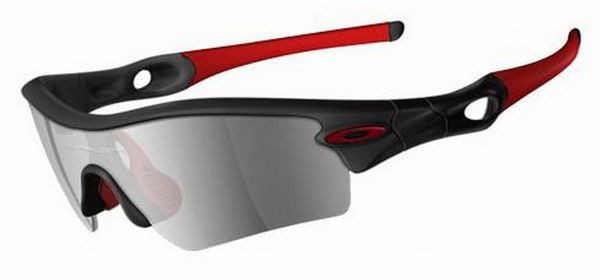 Oakley Radar Path Matte Black Team Cardinal Black Iridium Sungla