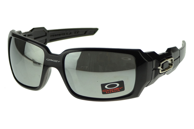 Oakley Oil Rig Sunglasses Black Frame Gray Lens