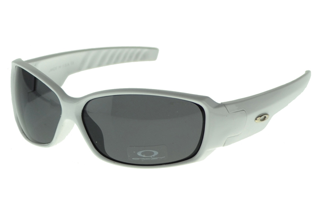 Oakley Polarized Sunglasses Silver Frame Gray Lens
