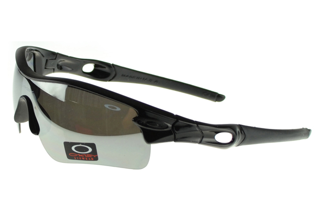 Oakley Radar Range Sunglasses grey Frame yellow Lens